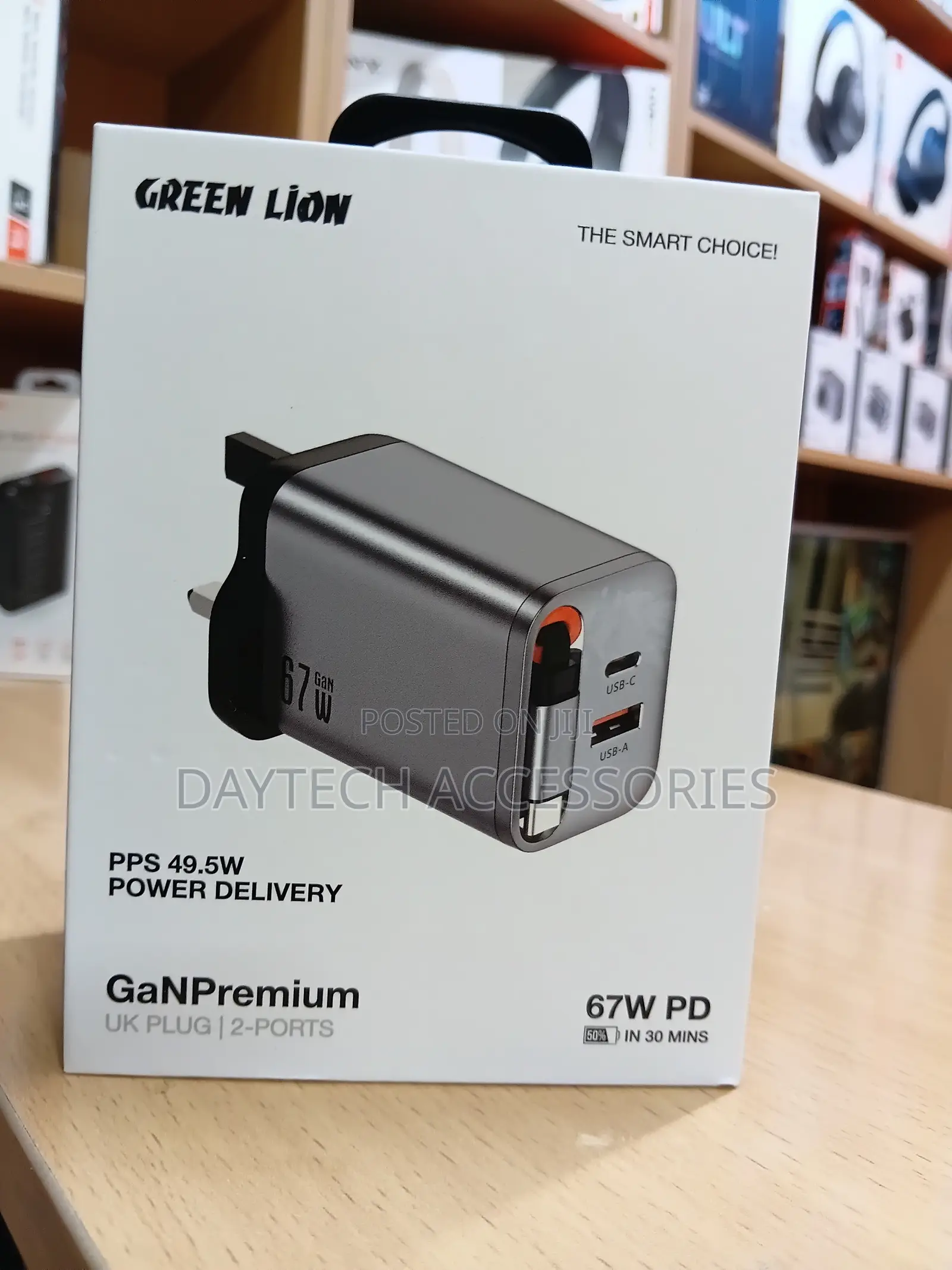 The Green Lion GaN Premium 67W UK Plug Wall Charger