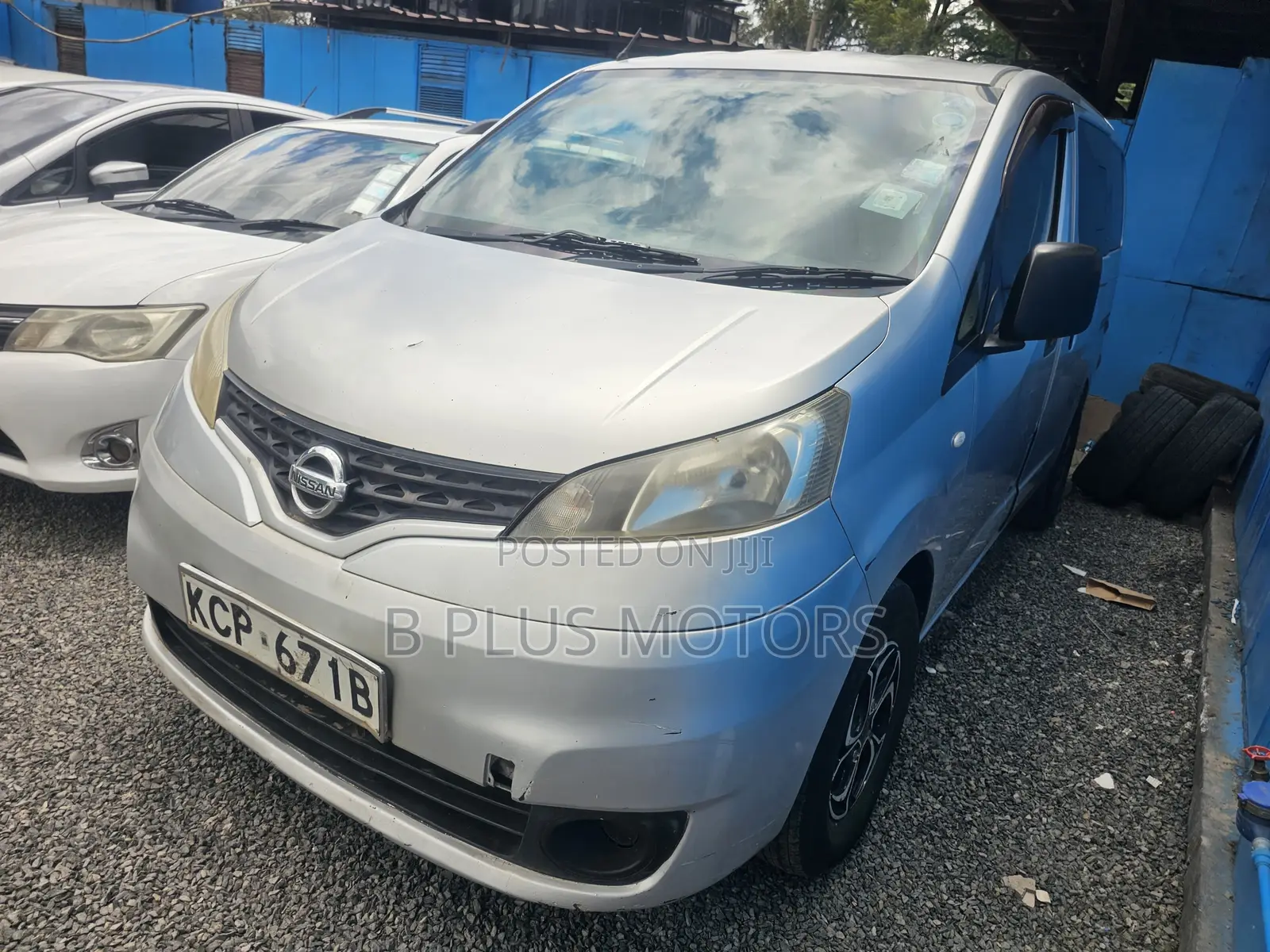 Nissan NV200 2010 Silver