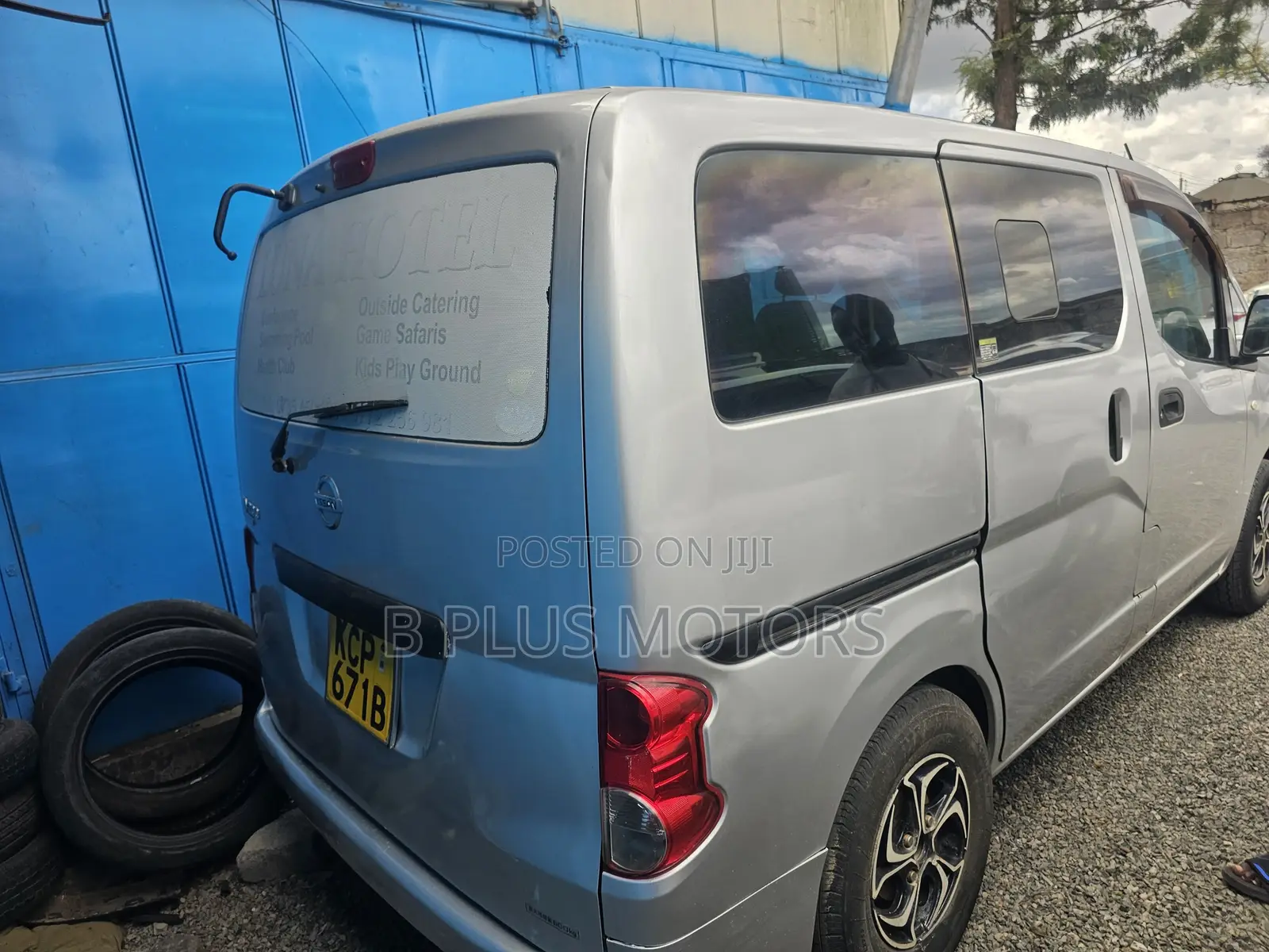 Nissan NV200 2010 Silver