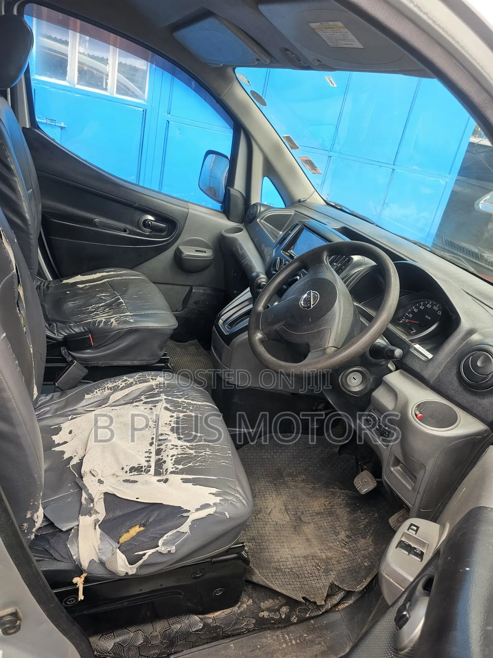 Nissan NV200 2010 Silver