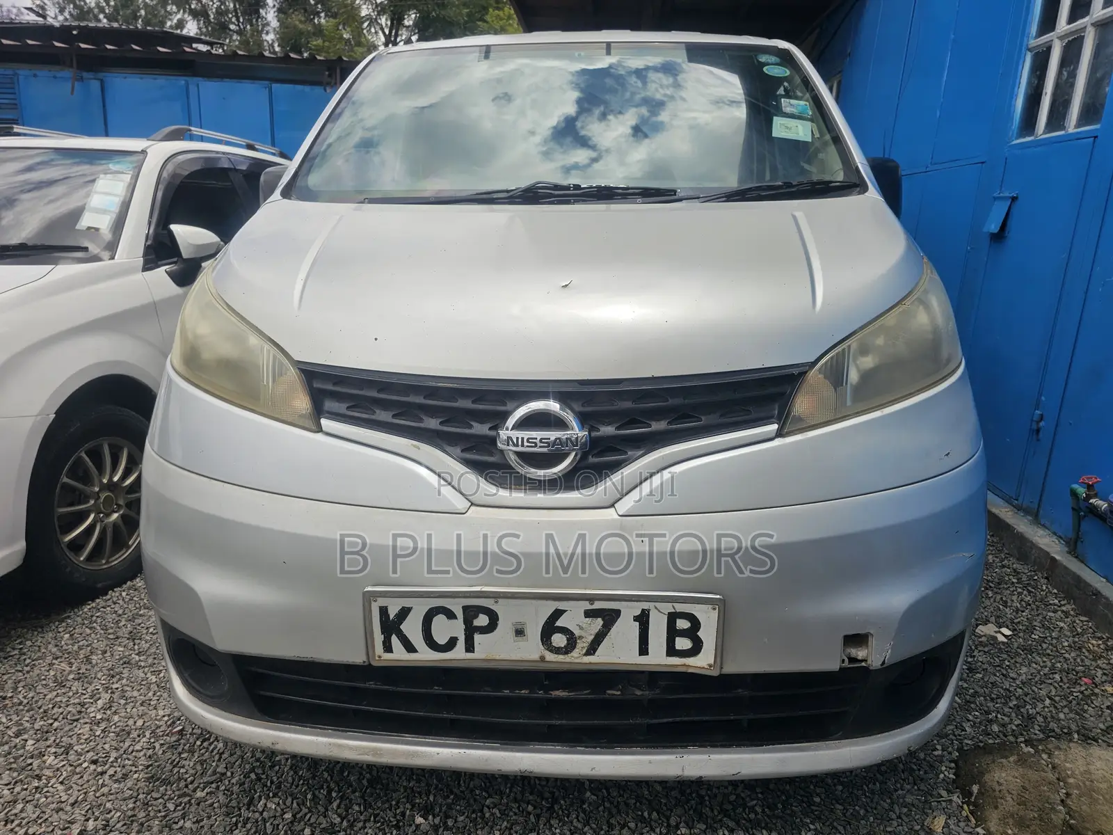 Nissan NV200 2010 Silver