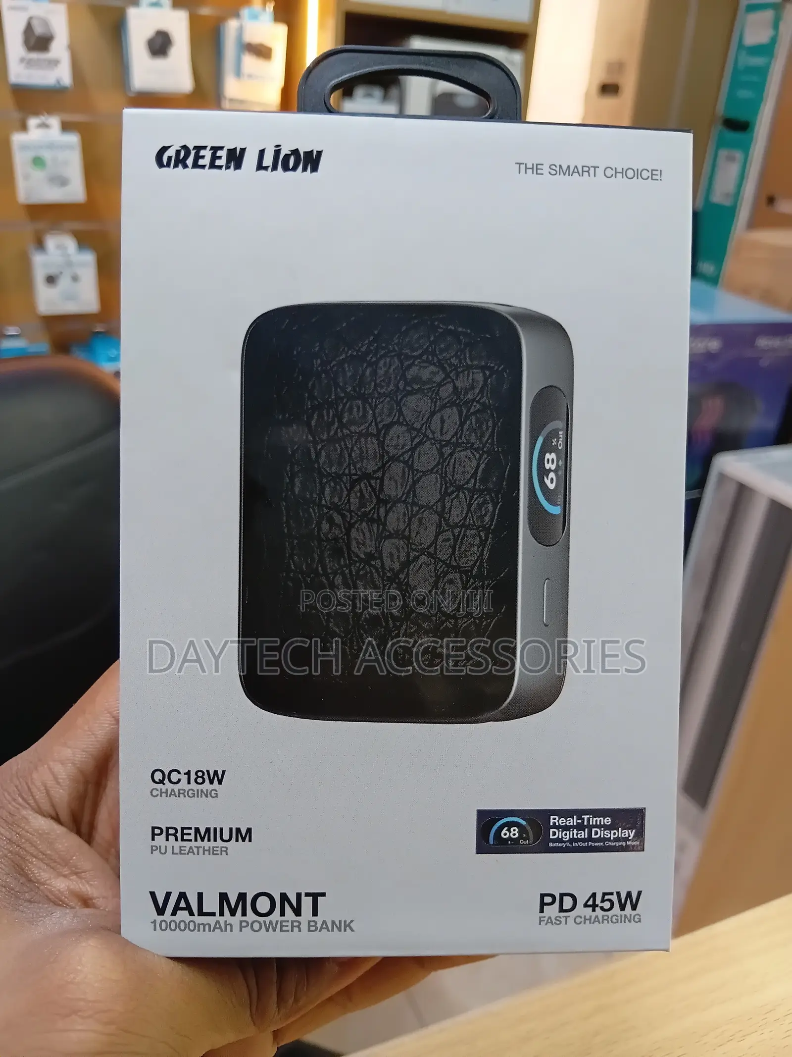 Green Lion Valmont 10000mAh Power Bank - Black