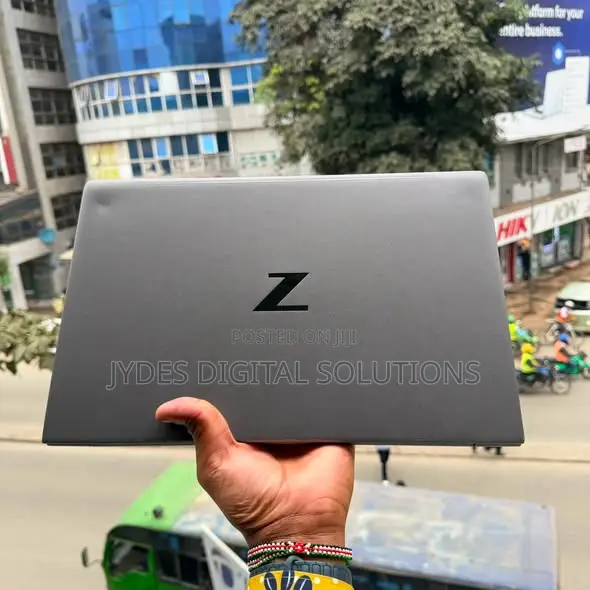 Laptop HP ZBook Power G9 i7 16GB Intel Core i7 SSD 512GB