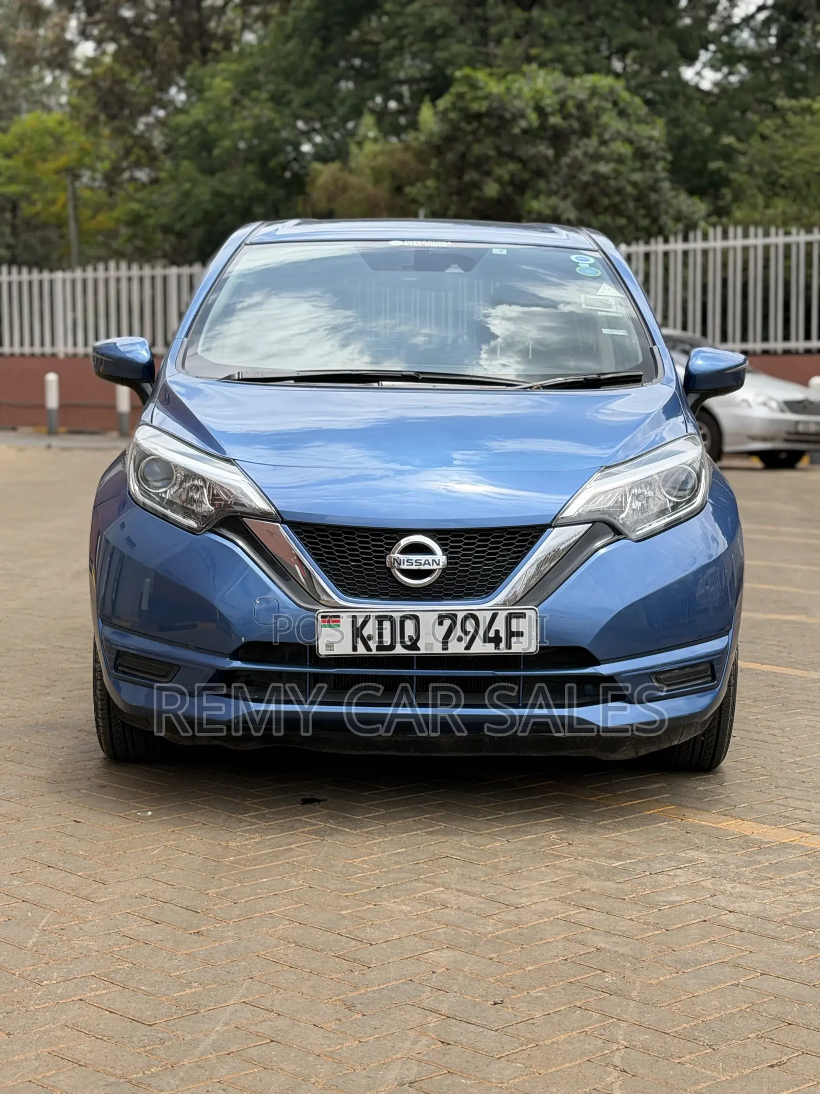 Nissan Note 2017 Burgundy
