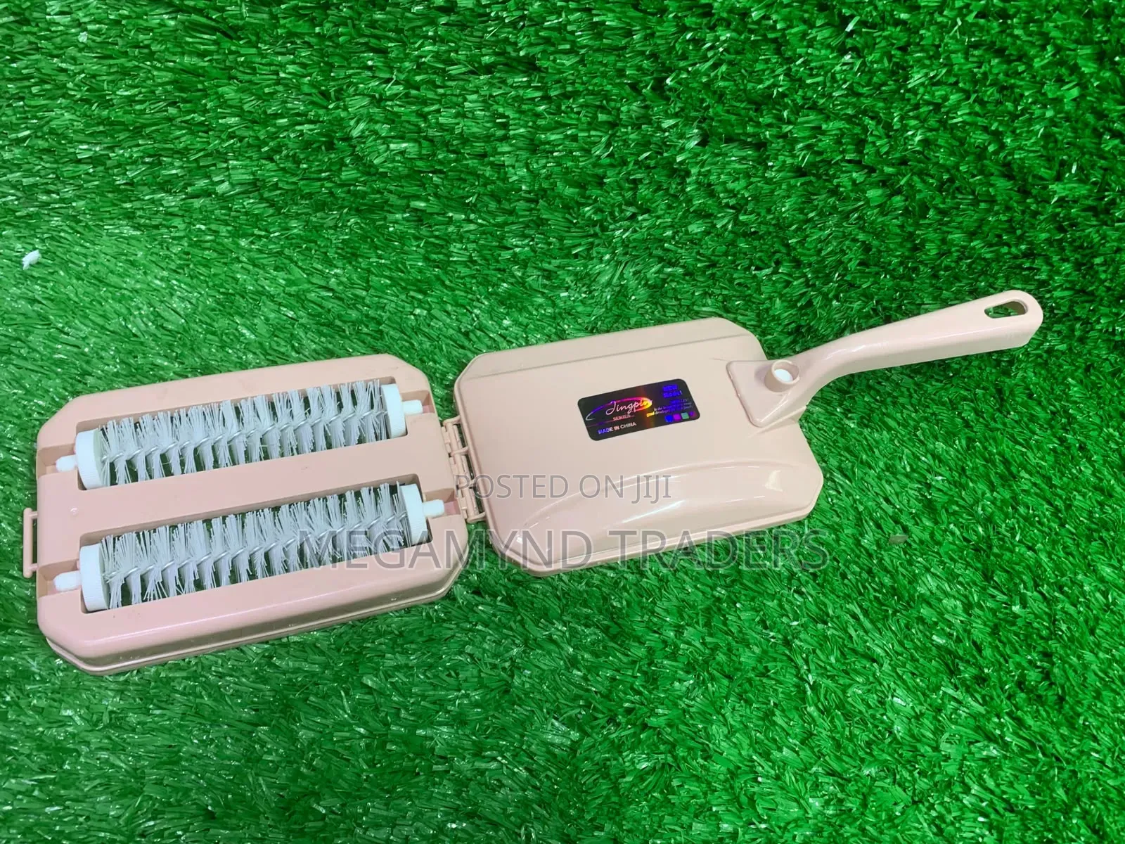 Handheld Manual Carpet Sweeper / Carpet Brush