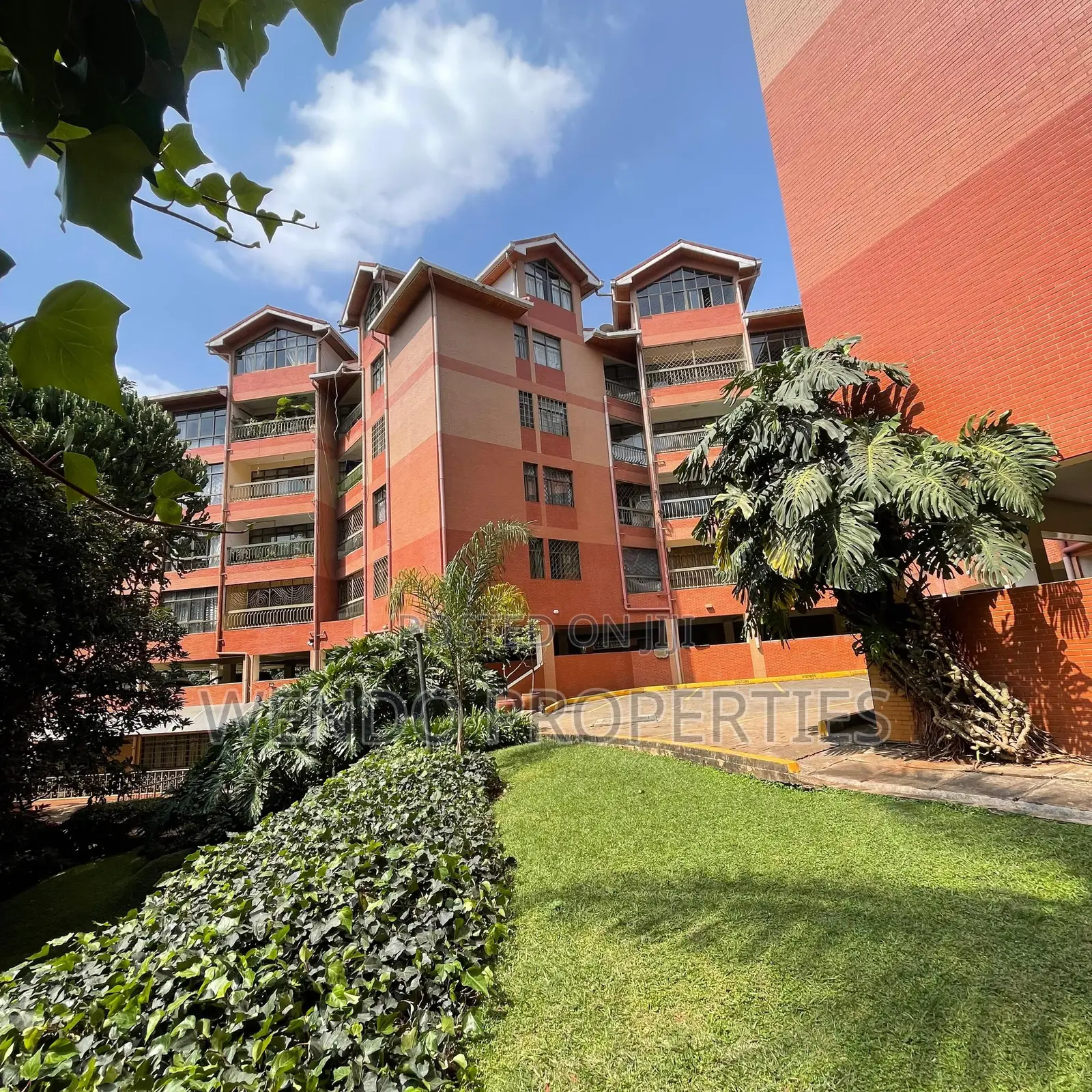 4bdrm Duplex in Raphta Road Area for rent