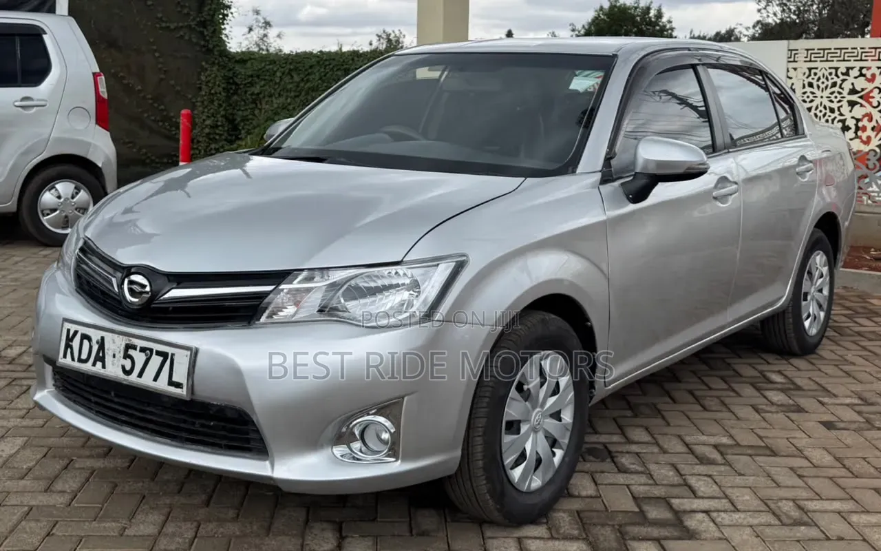 Toyota Axio 1.5 X 2WD 2013 Silver