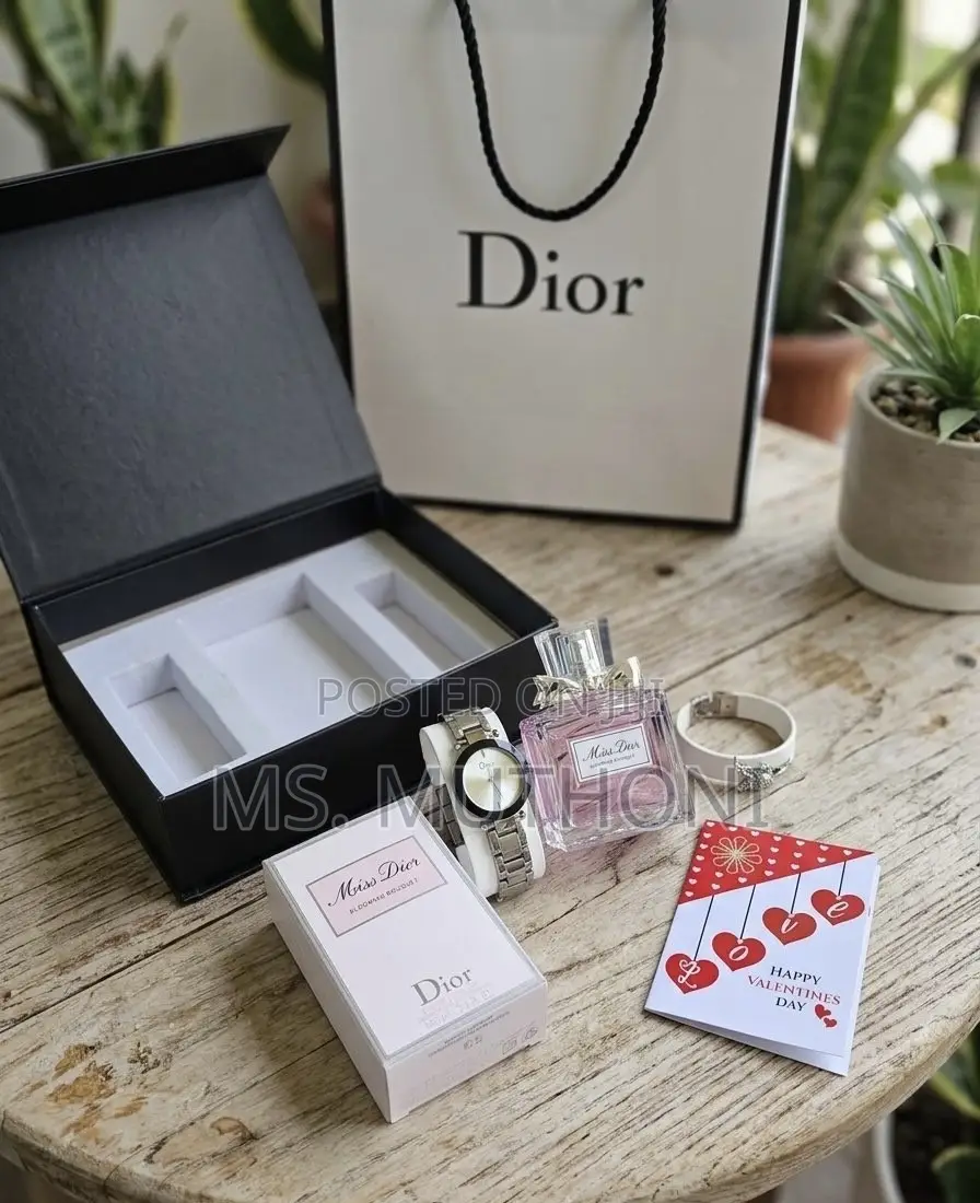Ladies Miss Dior Blooming Bouquet Gift Set: