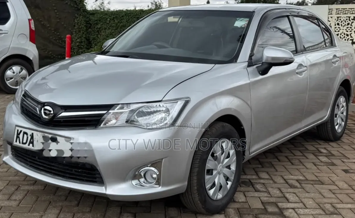 Toyota Axio 1.5 G 2WD 2013 Silver