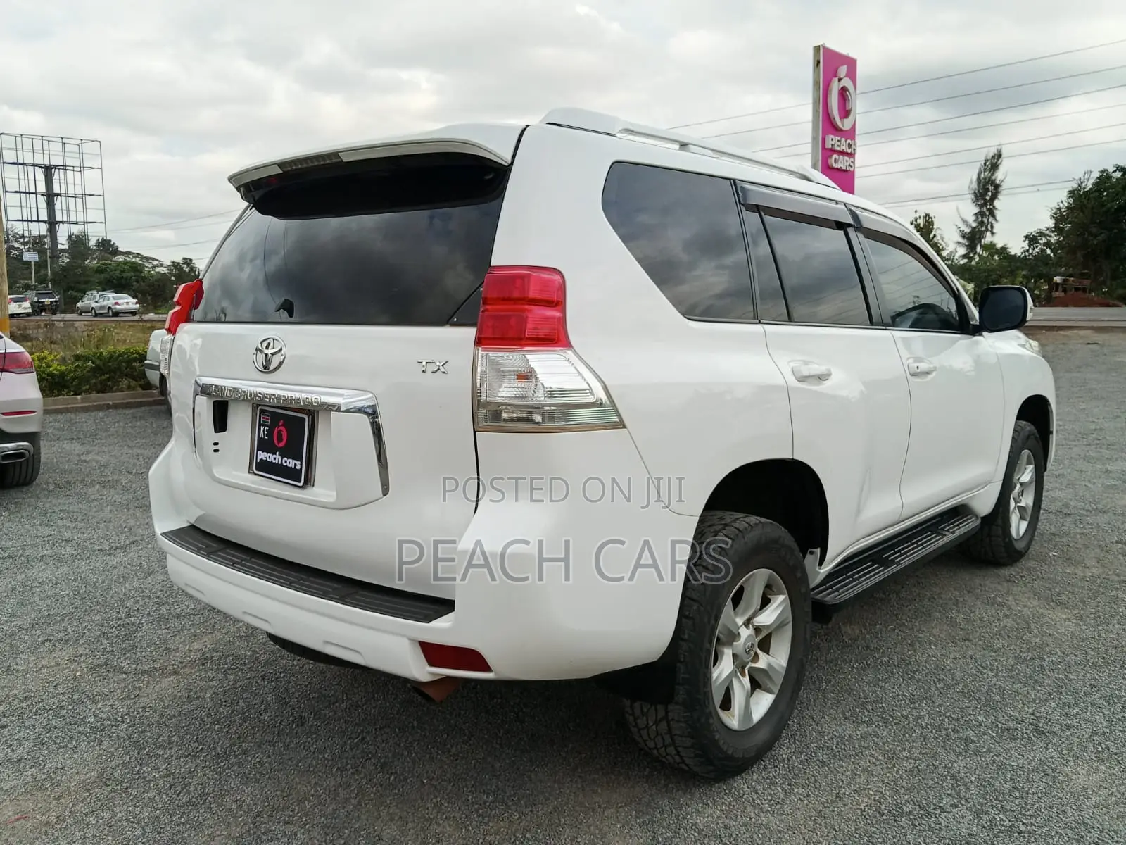 Toyota Land Cruiser Prado 2010 White