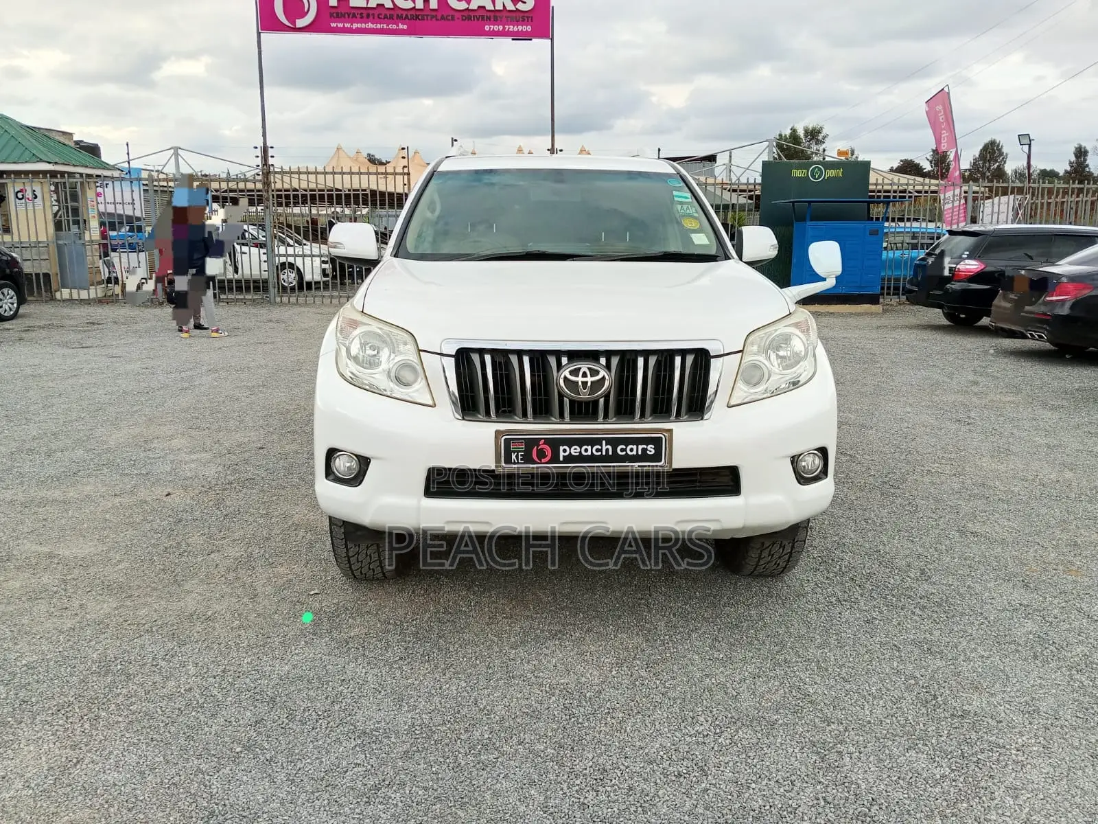 Toyota Land Cruiser Prado 2010 White