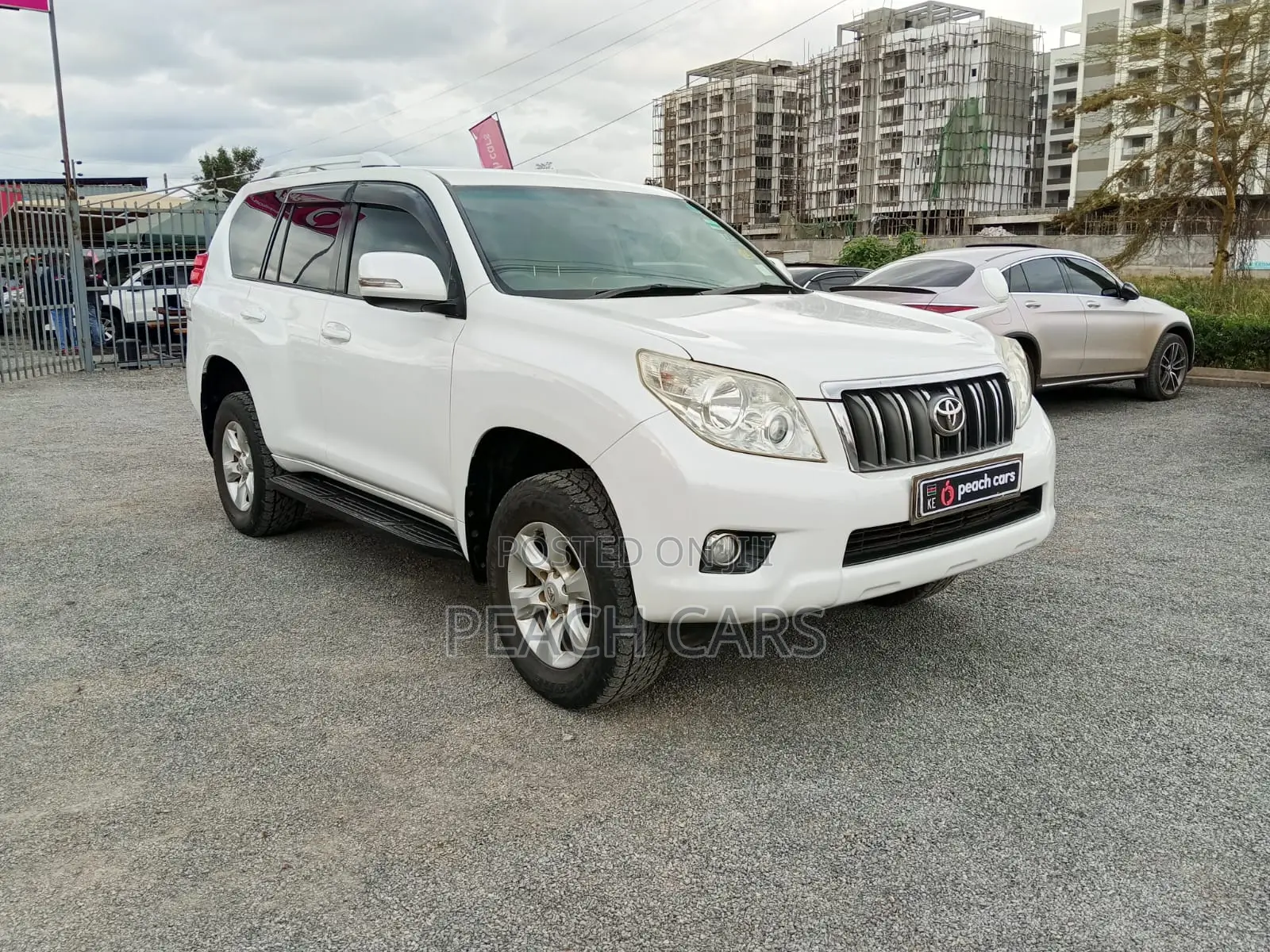 Toyota Land Cruiser Prado 2010 White