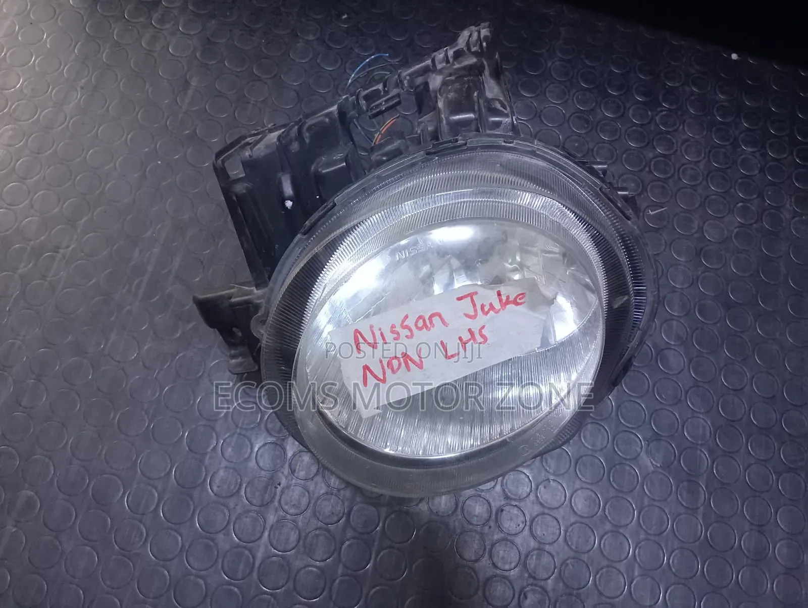 Nissan Juke 2012 Headlight