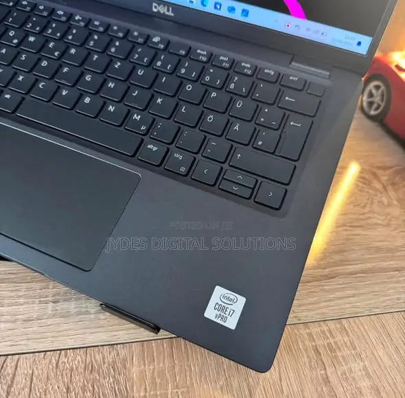Laptop Dell Latitude 7410 16GB Intel Core i7 SSD 256GB