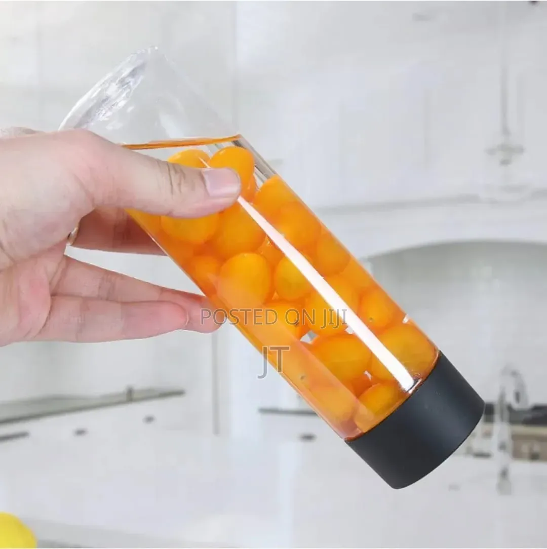 Set of 4 Reusable Juice Bottles