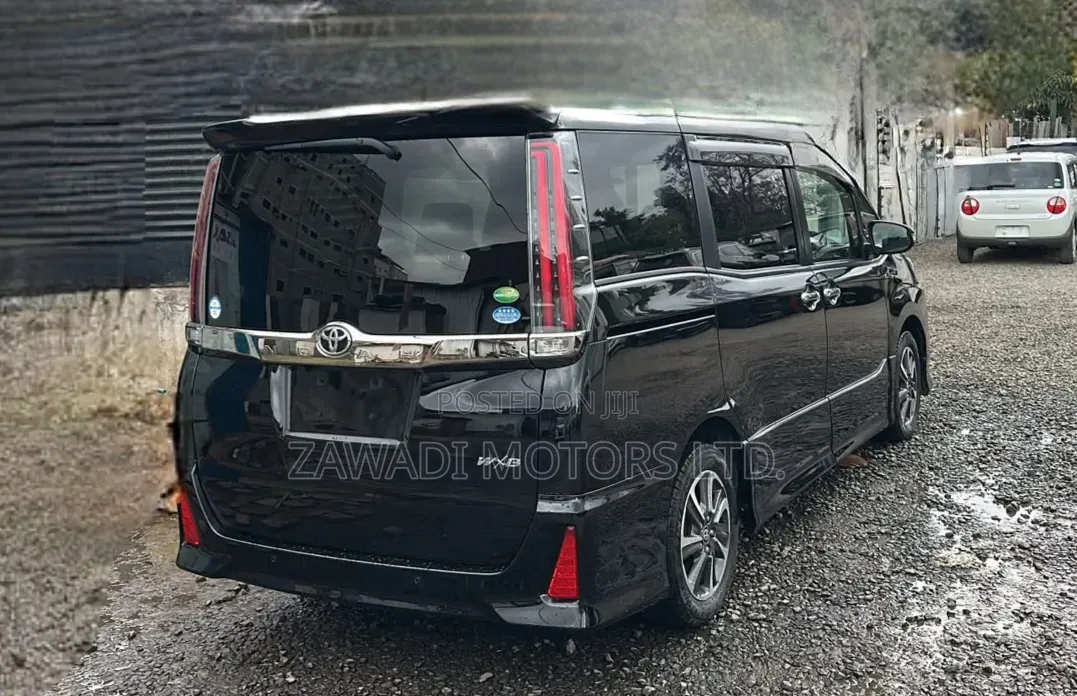 Toyota Noah 2019 Black