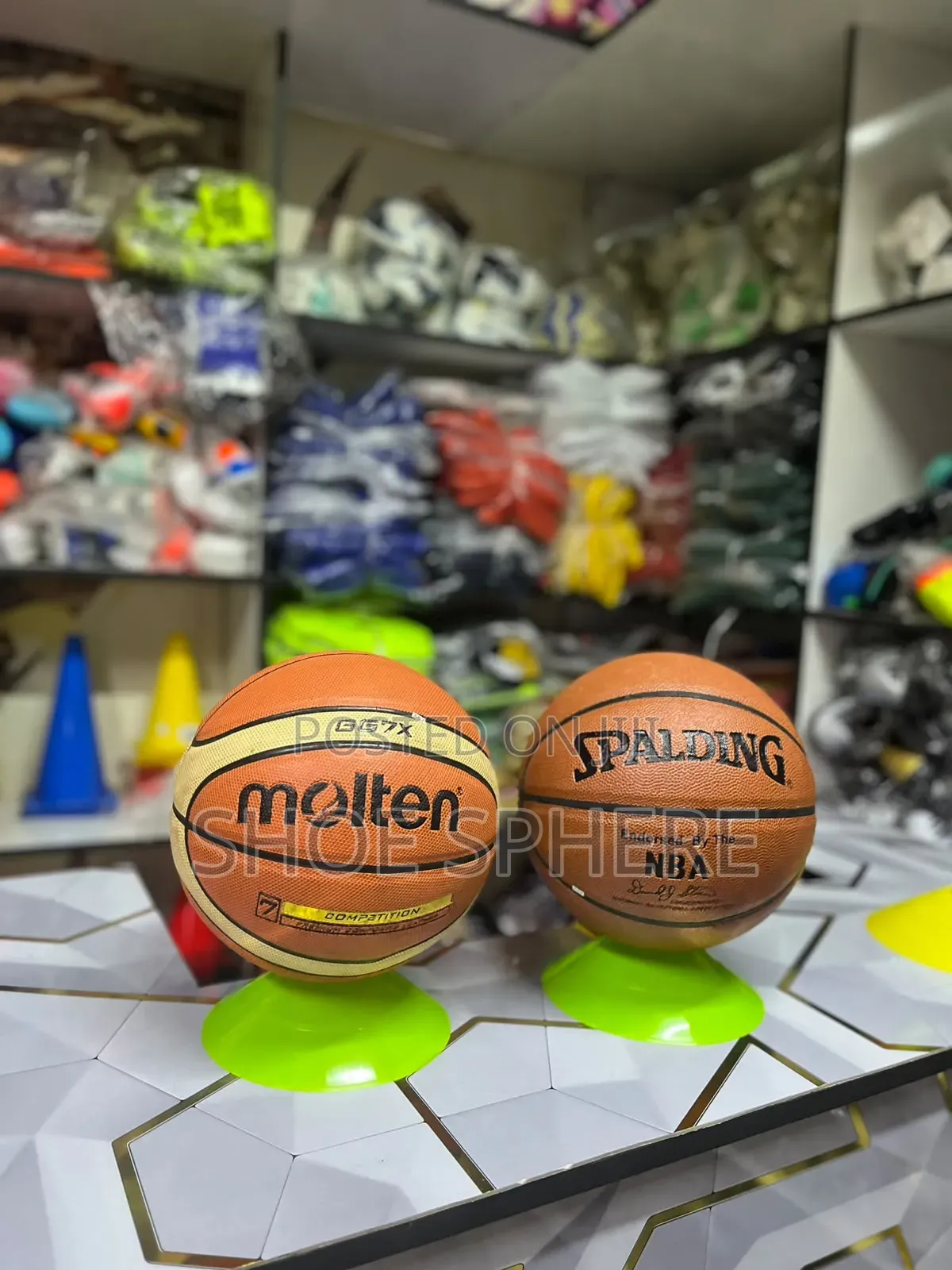 Molten/Spalding Basketball
