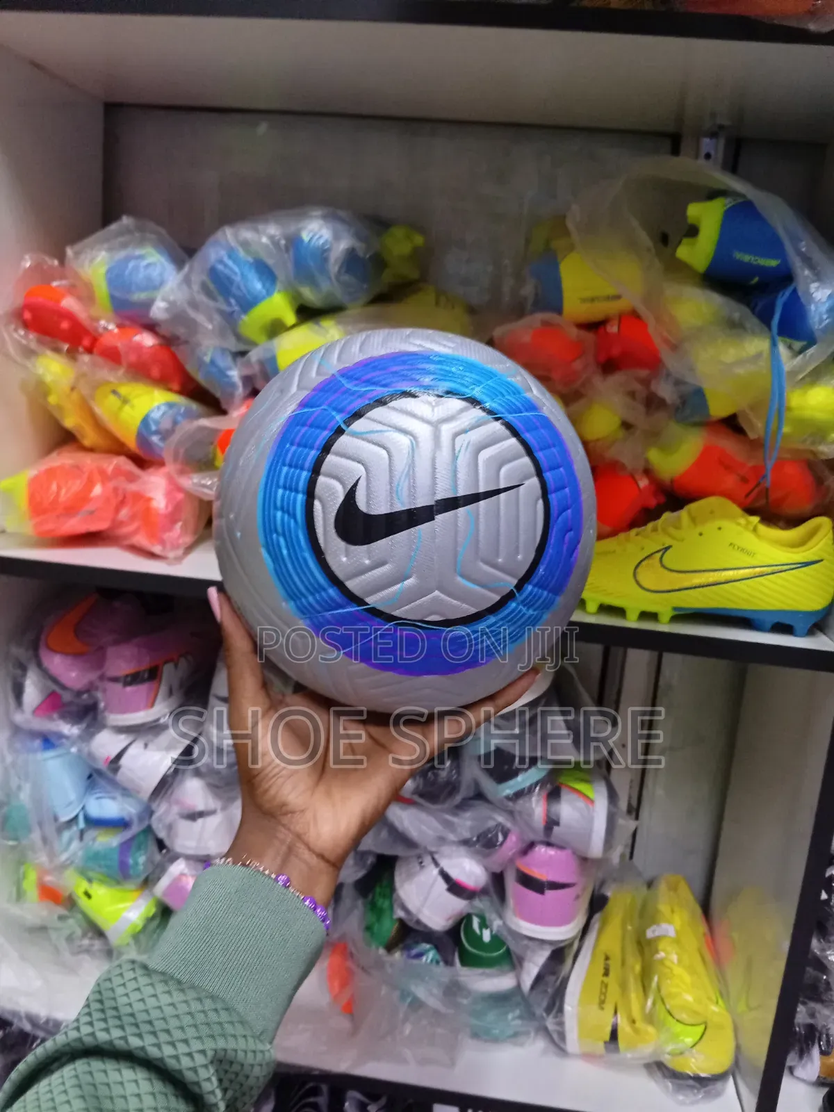 Nike Tubelss Size 4/5