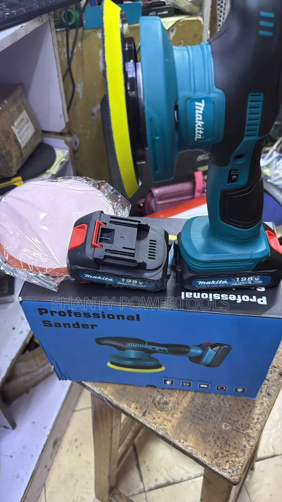 Cordless Makita Sander