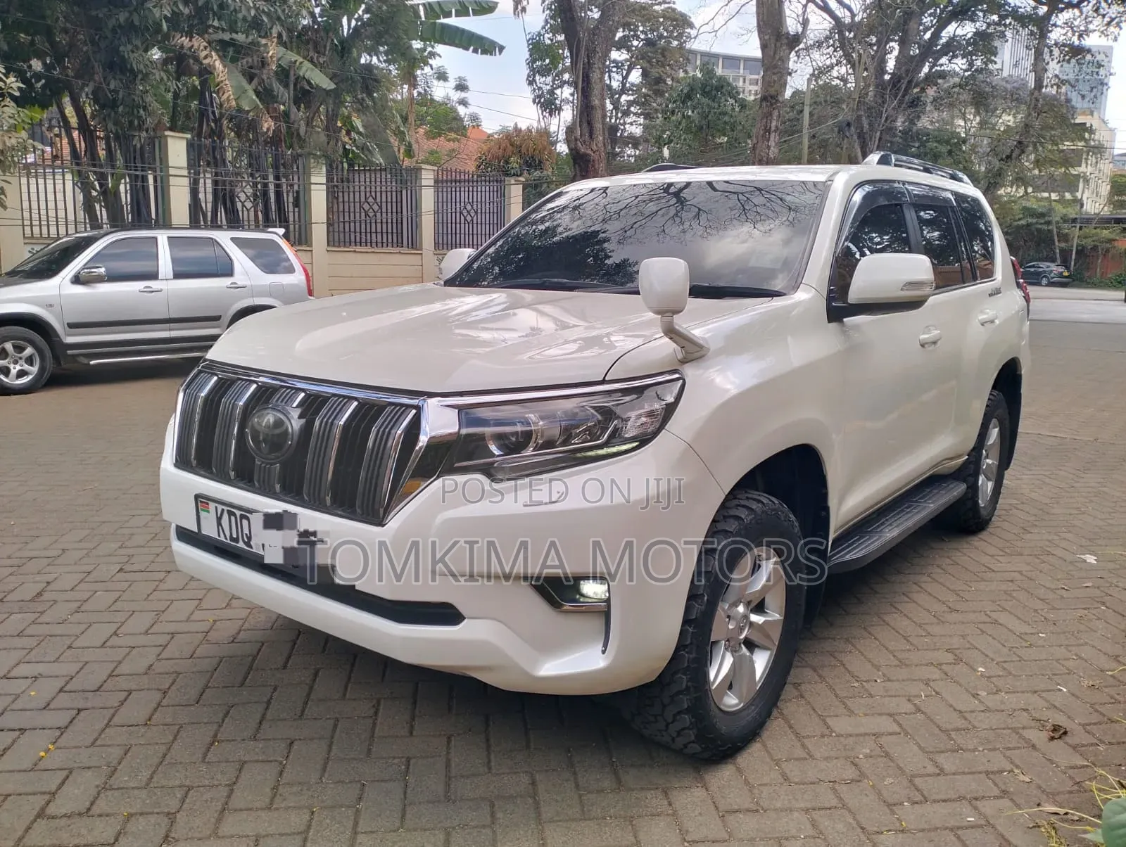 Toyota Land Cruiser Prado 2018 White