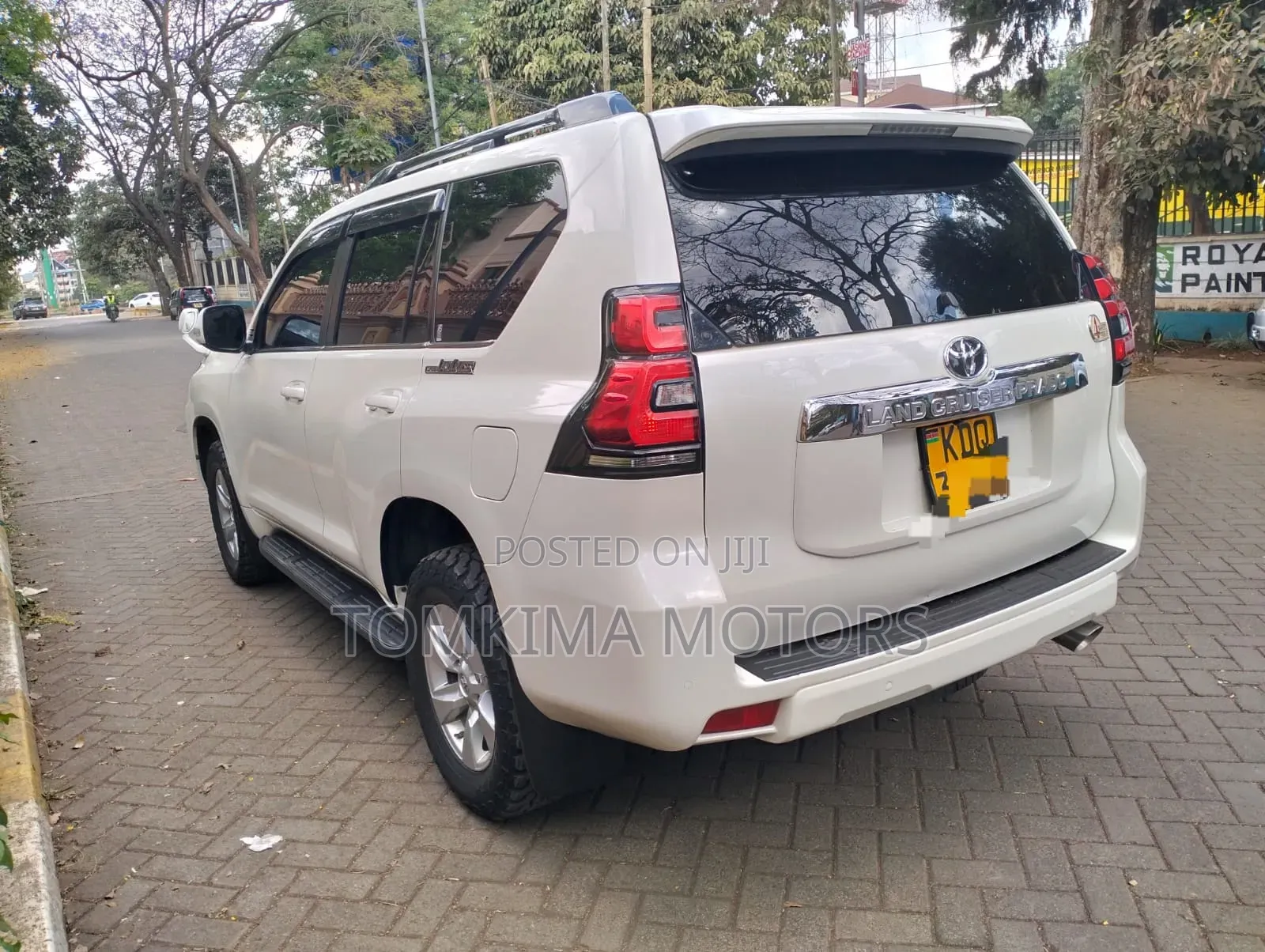 Toyota Land Cruiser Prado 2018 White