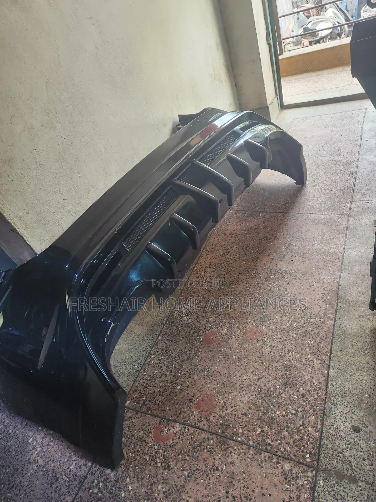 Harrier Back Bumper 2018