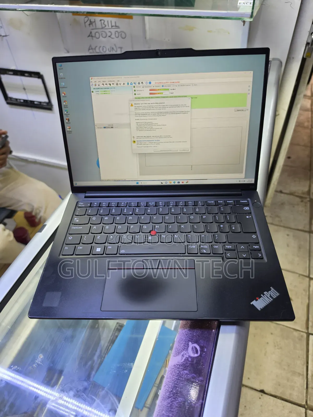 Laptop Lenovo ThinkPad E14 Gen 5 8GB Intel Core i5 SSD 256GB