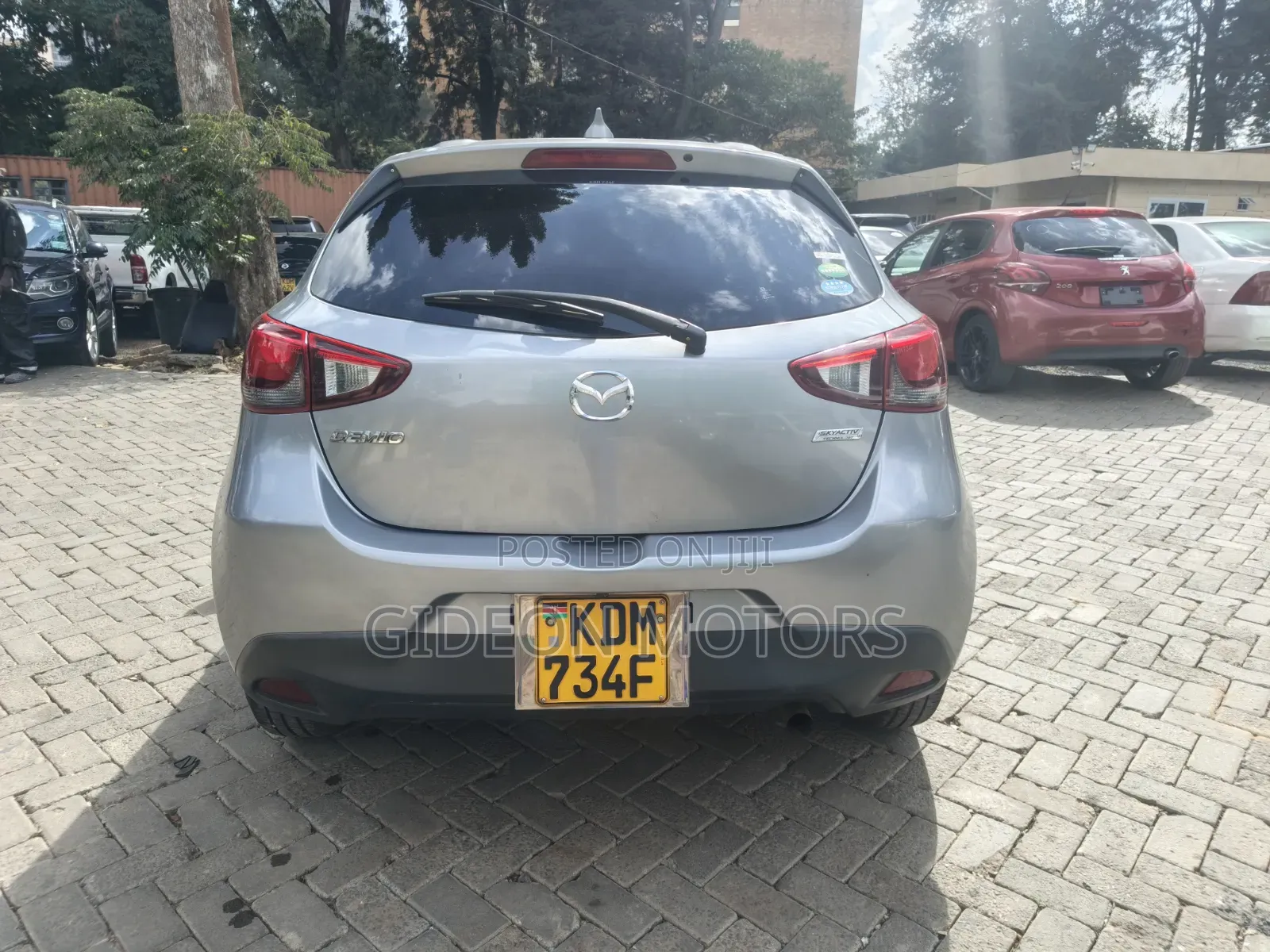 Mazda Demio 2016 Silver