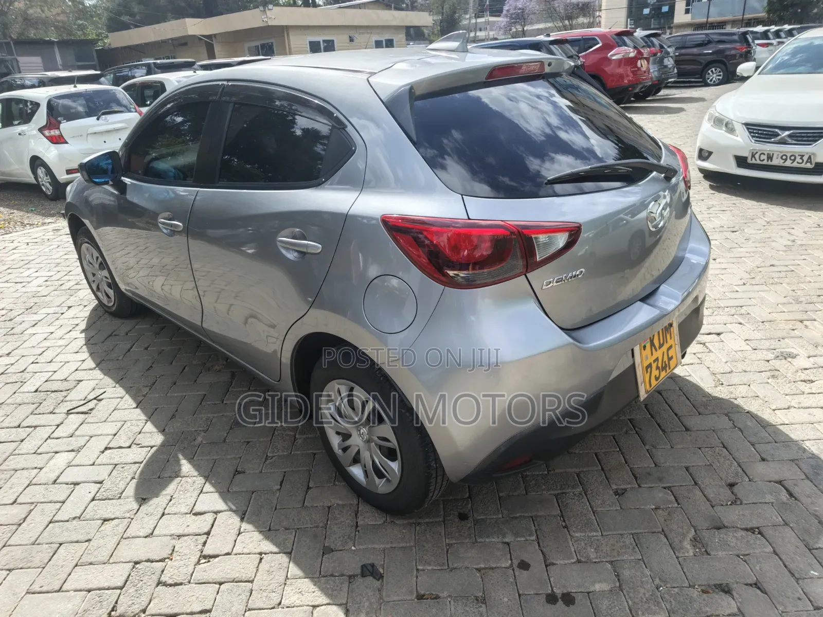 Mazda Demio 2016 Silver
