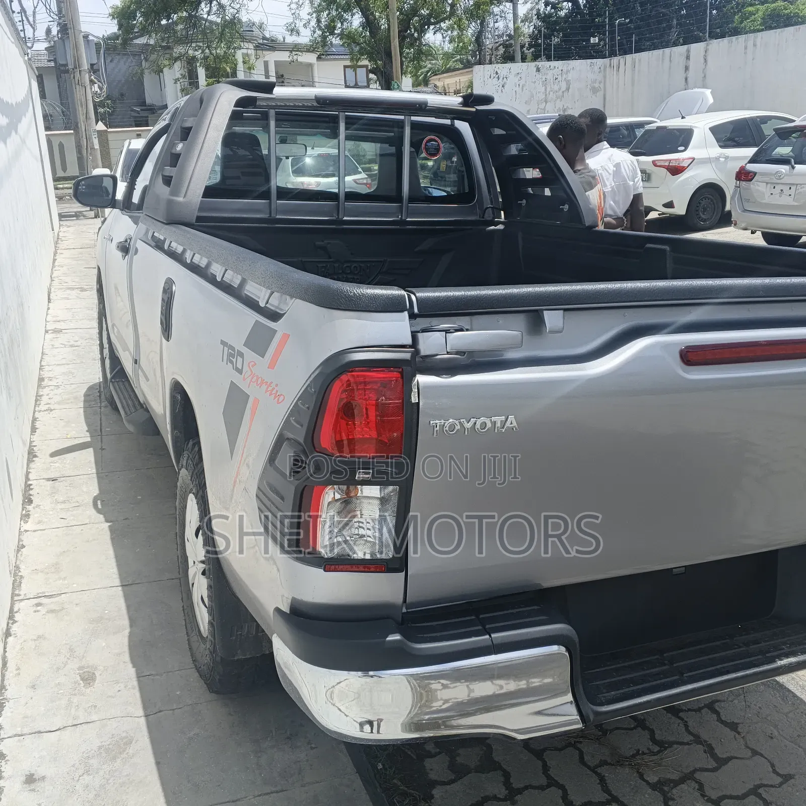 Toyota Hilux 2019 Silver
