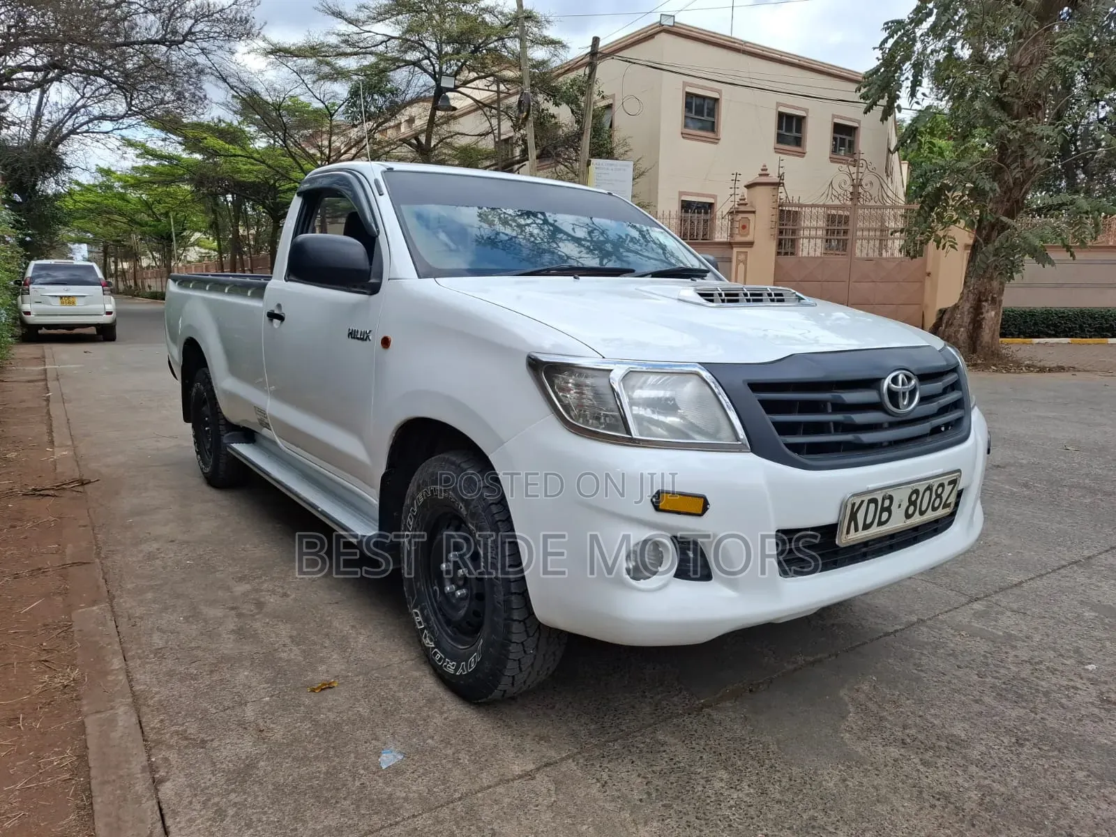 Toyota Hilux 2014 White