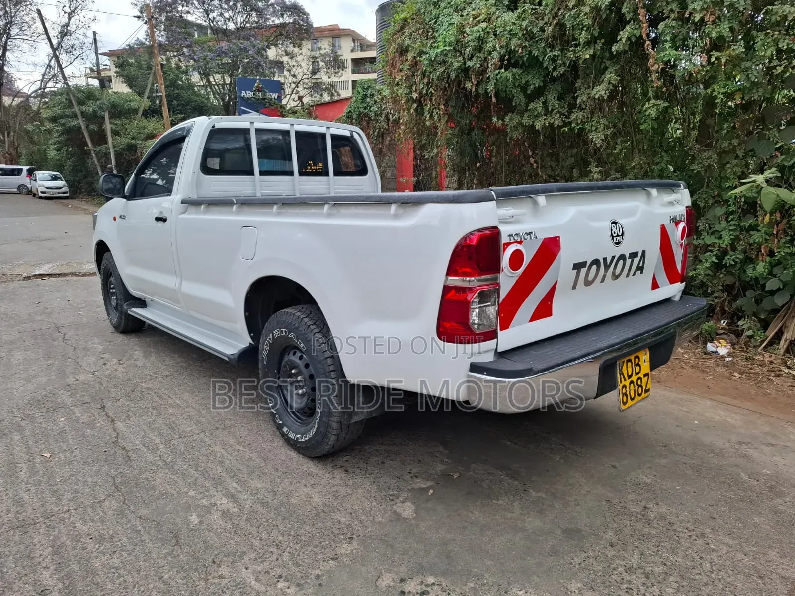 Toyota Hilux 2014 White