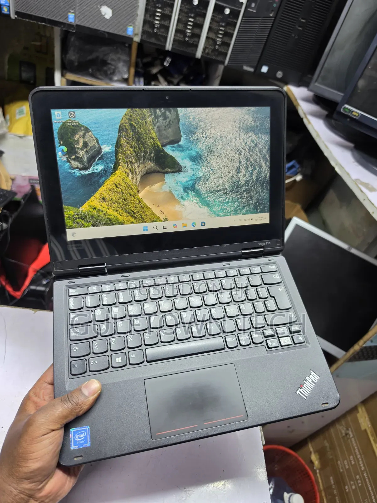 Laptop Lenovo Yoga 11e 4GB Intel Celeron SSD 128GB
