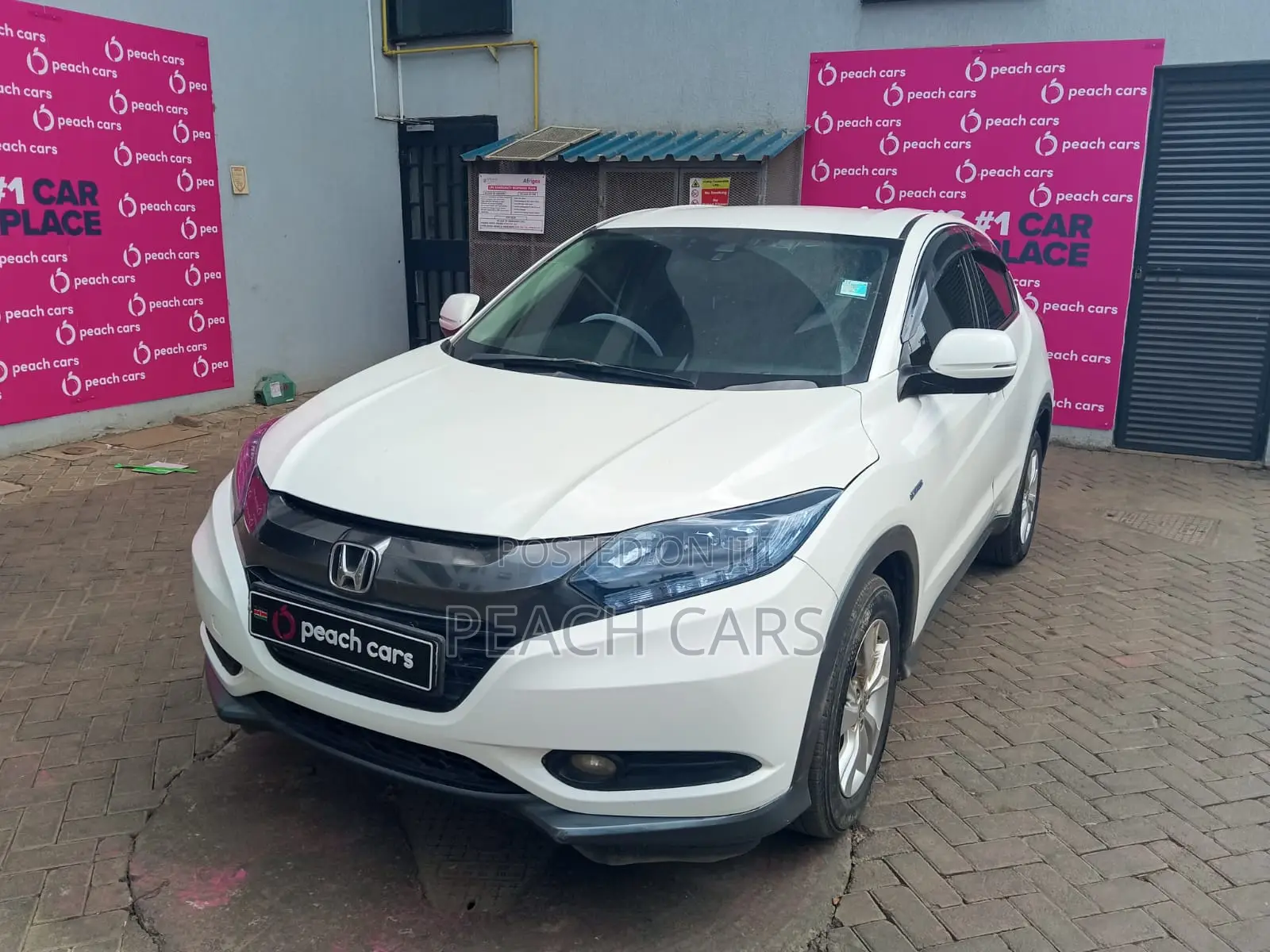 Honda Vezel 2014 White