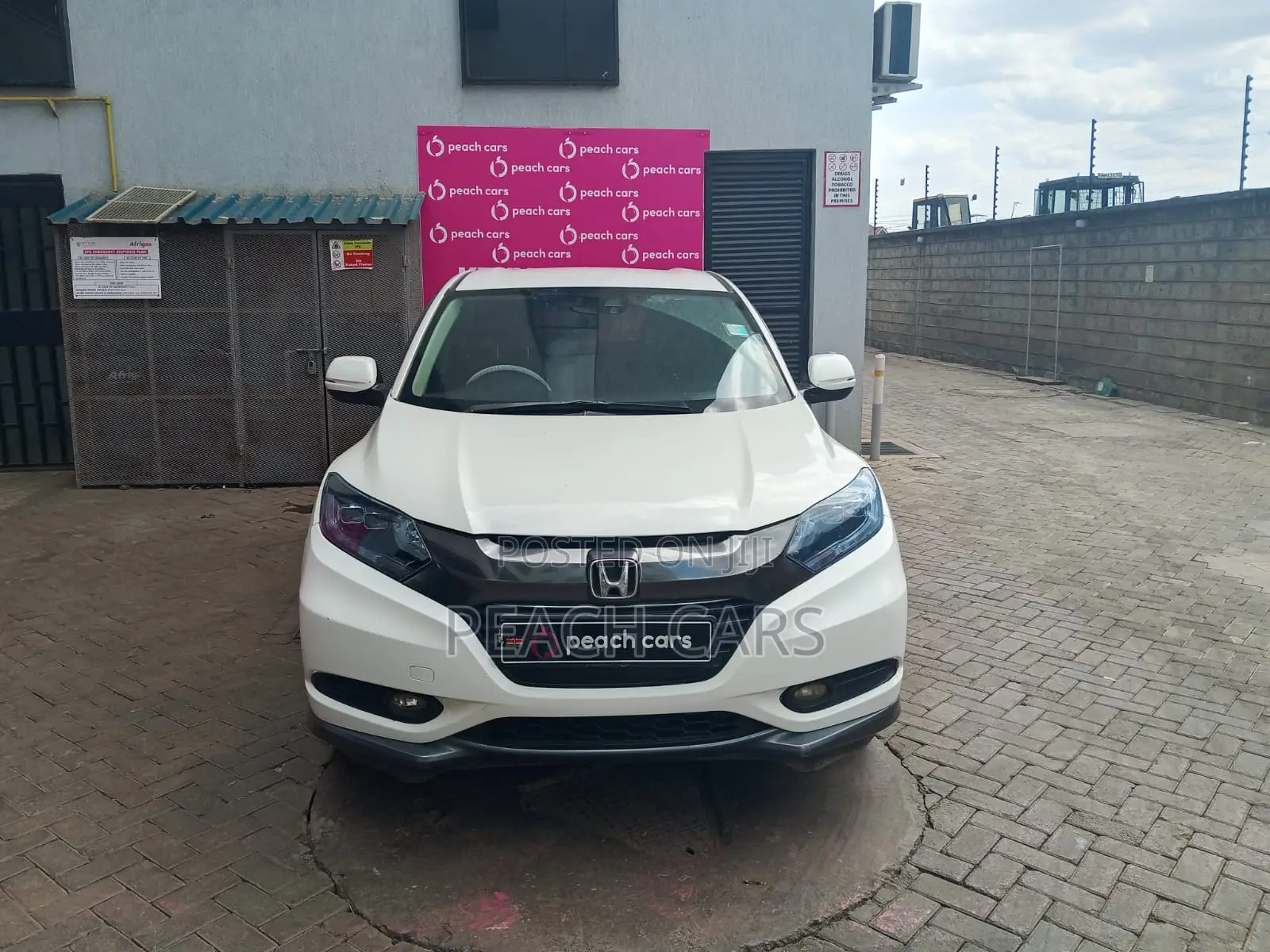 Honda Vezel 2014 White