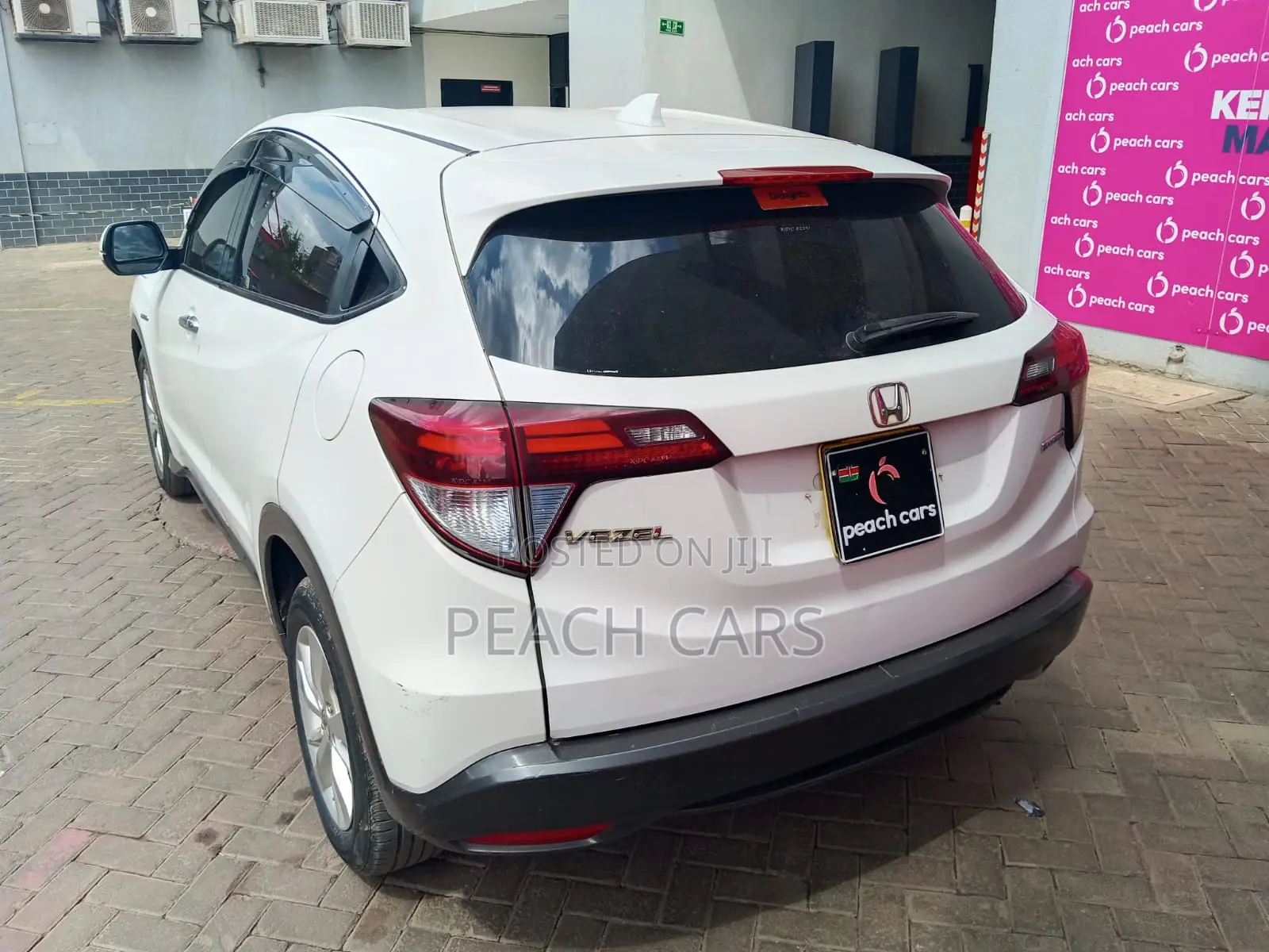Honda Vezel 2014 White