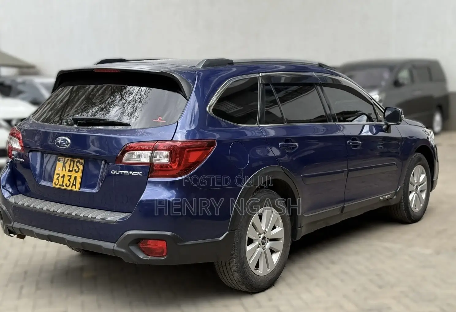Subaru Outback 2017 Blue