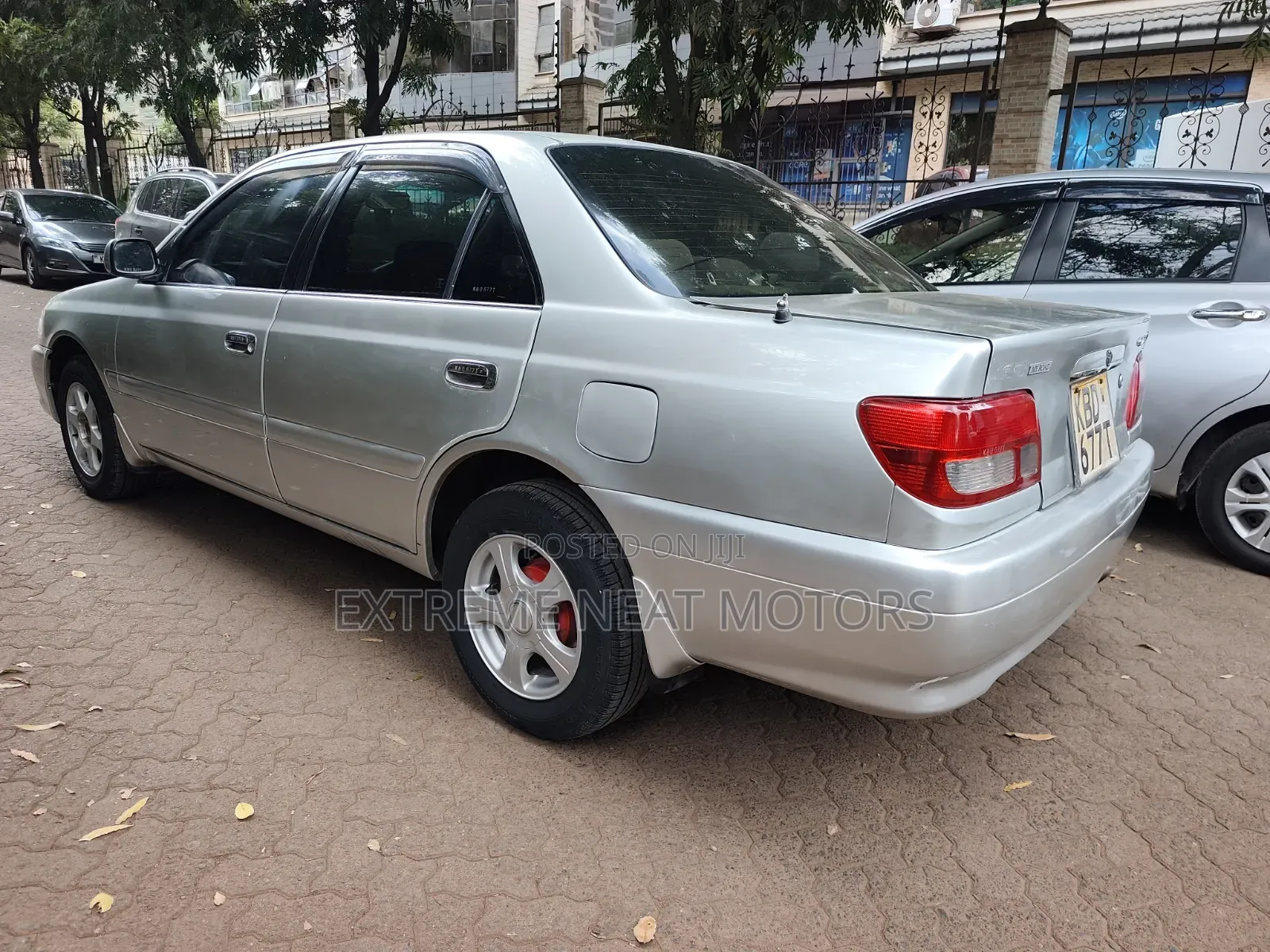 Toyota Carina 1.8 FWD Sedan 2001 Silver