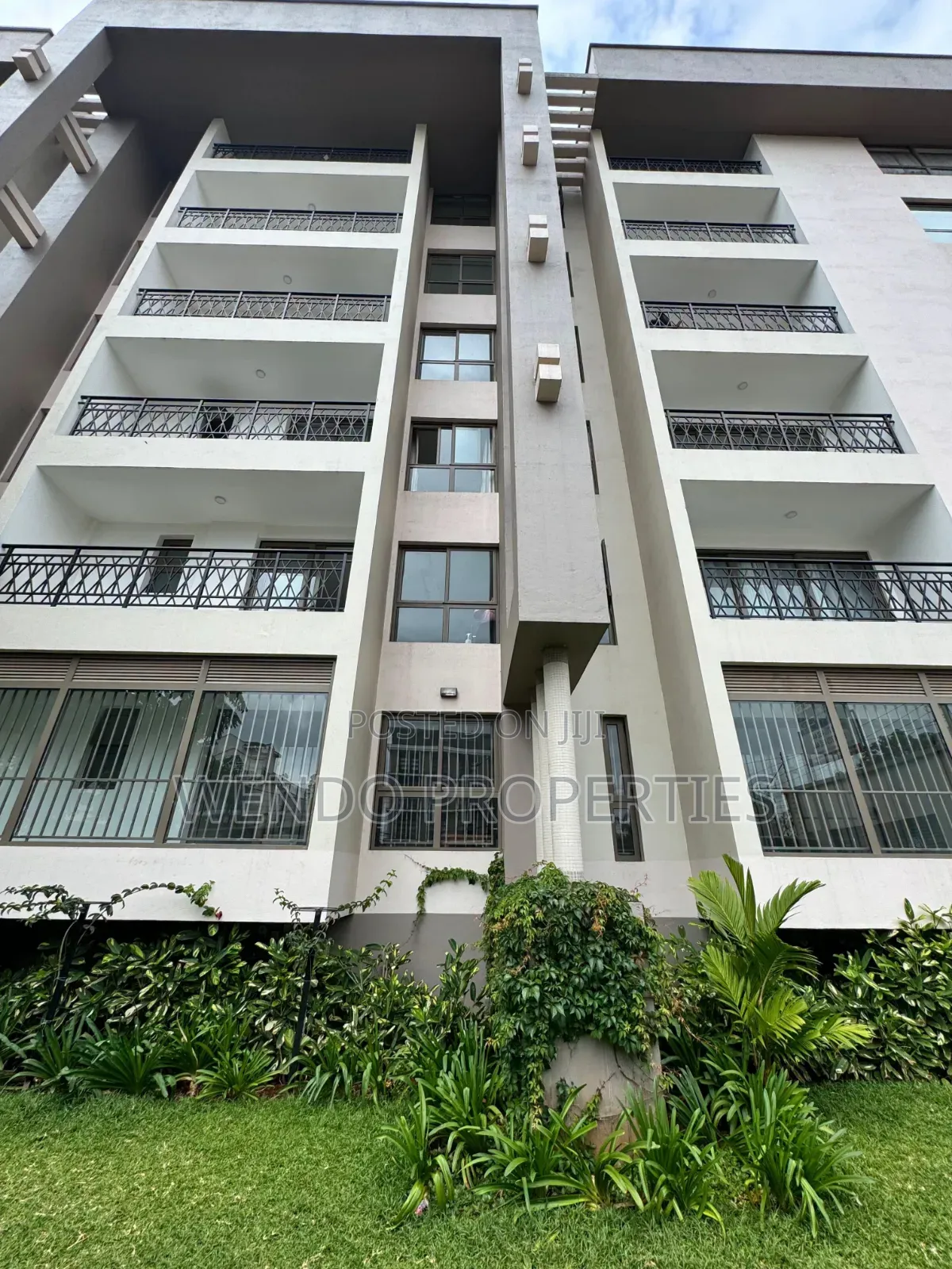 3bdrm Apartment in Muthangari for rent
