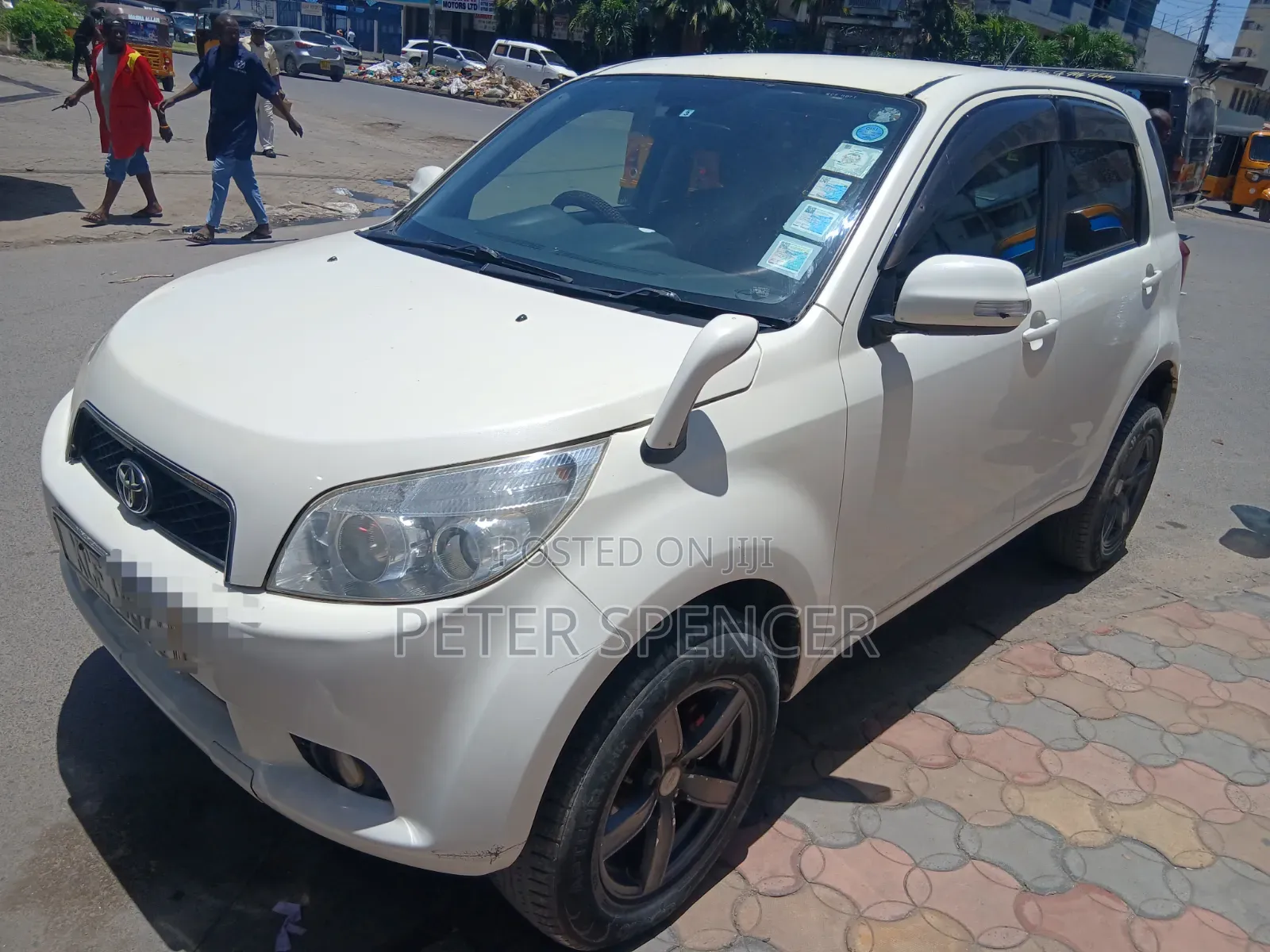 Toyota Rush 2013 White