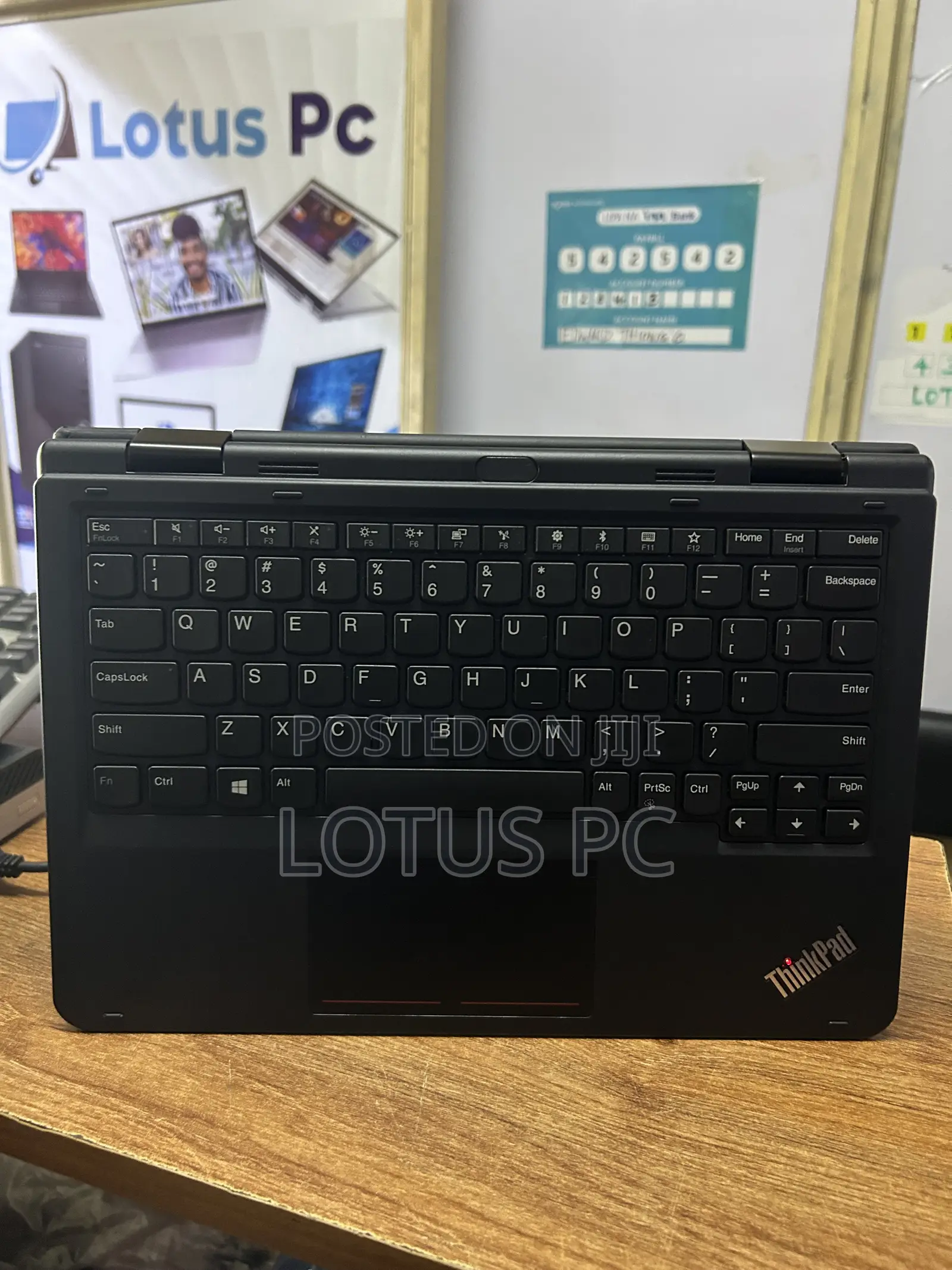 Laptop Lenovo Yoga 11e 4GB Intel Celeron SSD 128GB