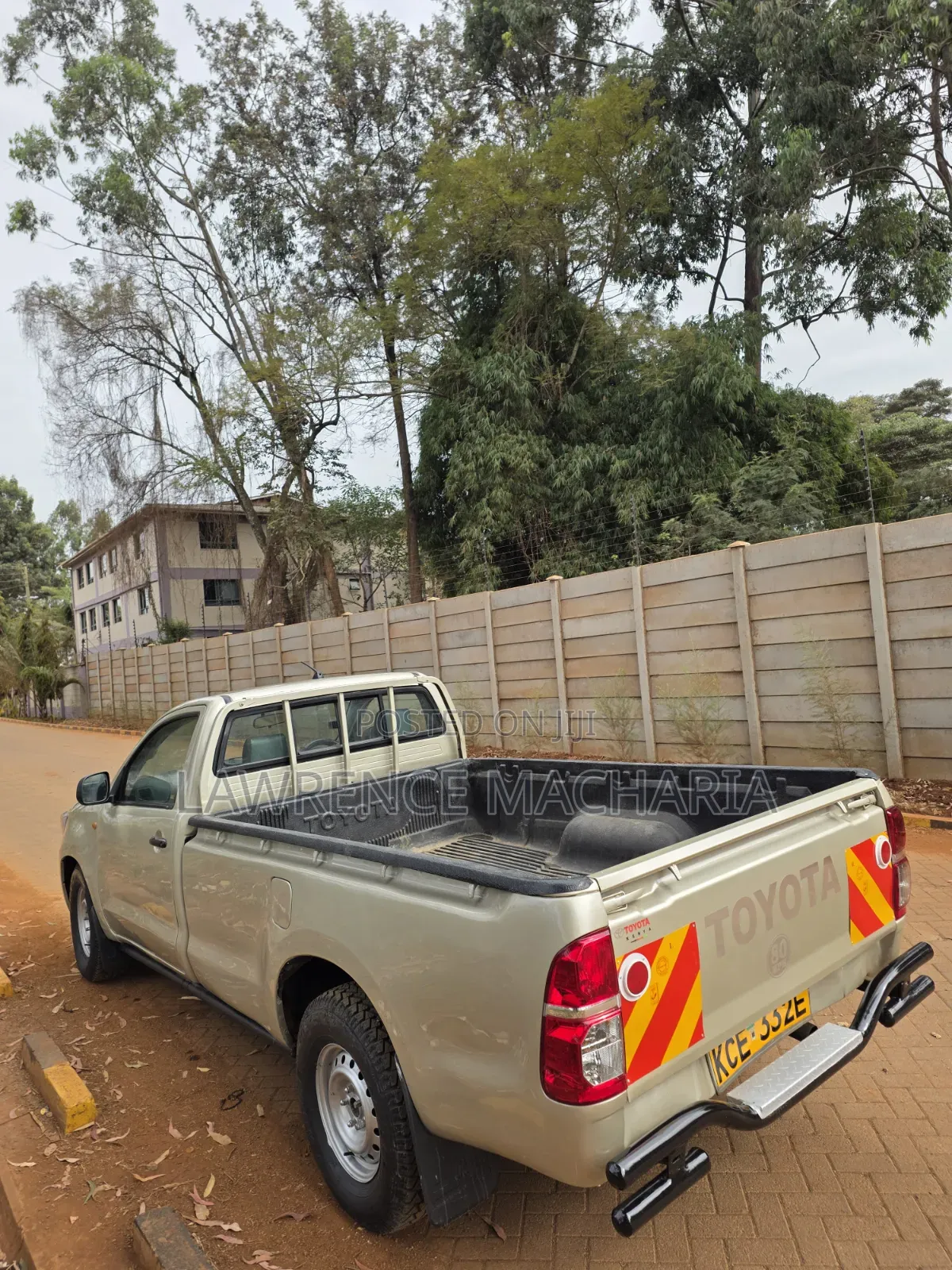 Toyota Hilux 2015 Gold