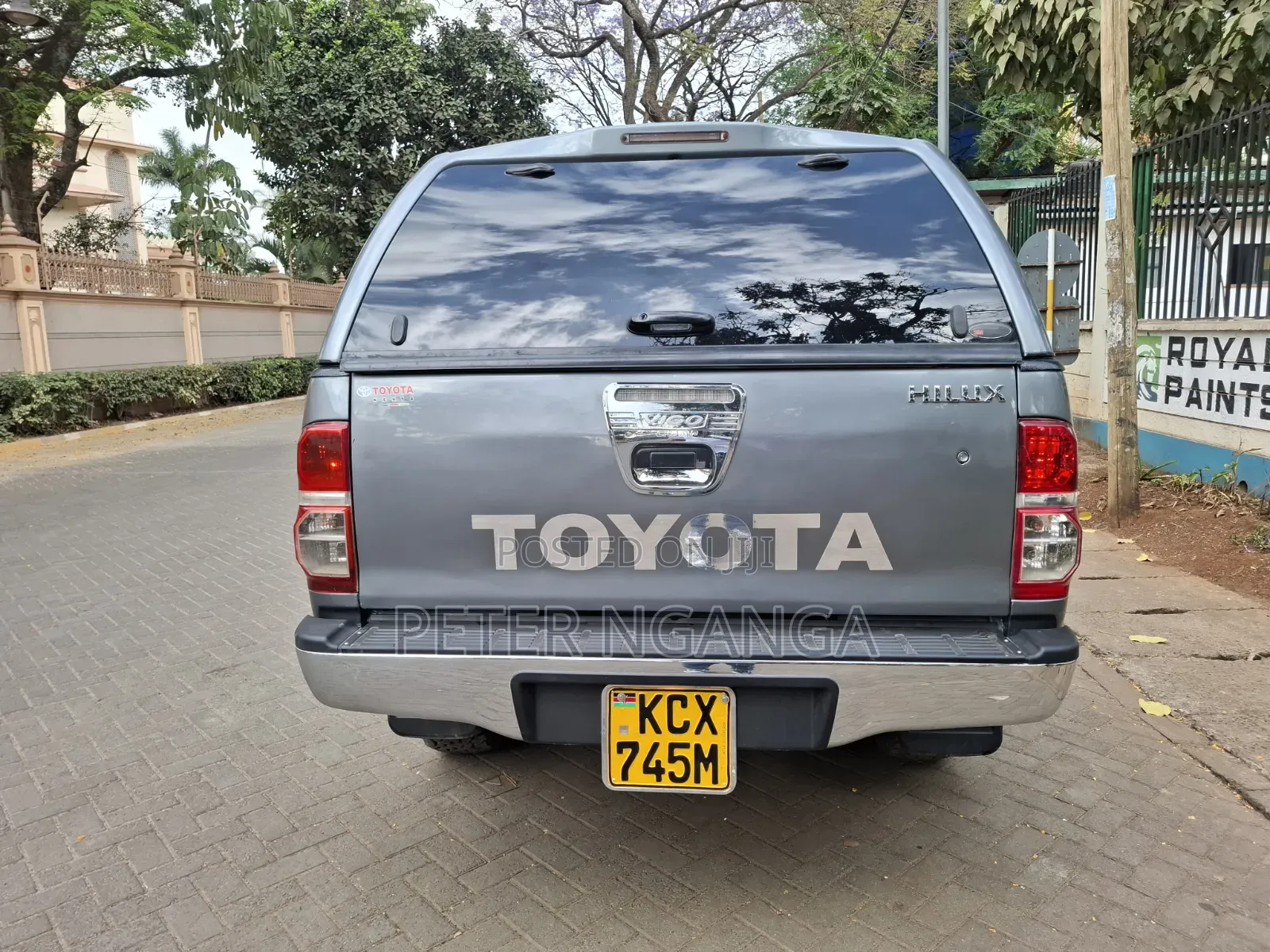 Toyota Hilux 3.0 D-4D 4x4 2013 Gray