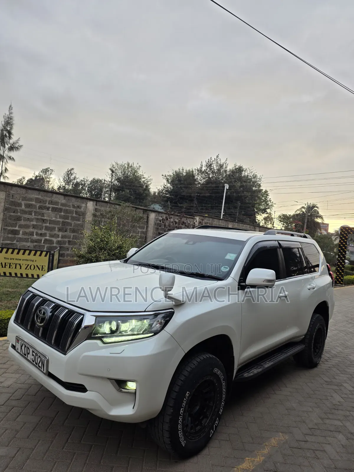 Toyota Land Cruiser Prado 2.8 2017 White