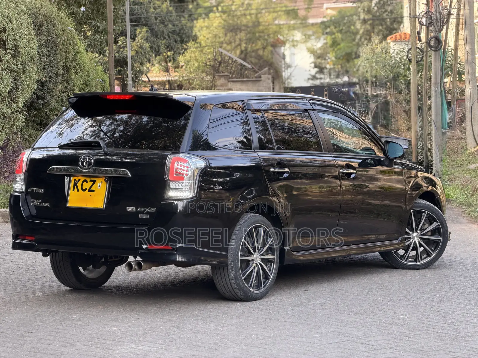 Toyota Corolla Fielder 1.5 Petrol FWD 2013 Black