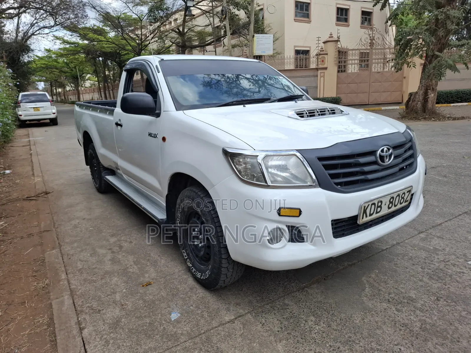 Toyota Hilux 2014 Off white