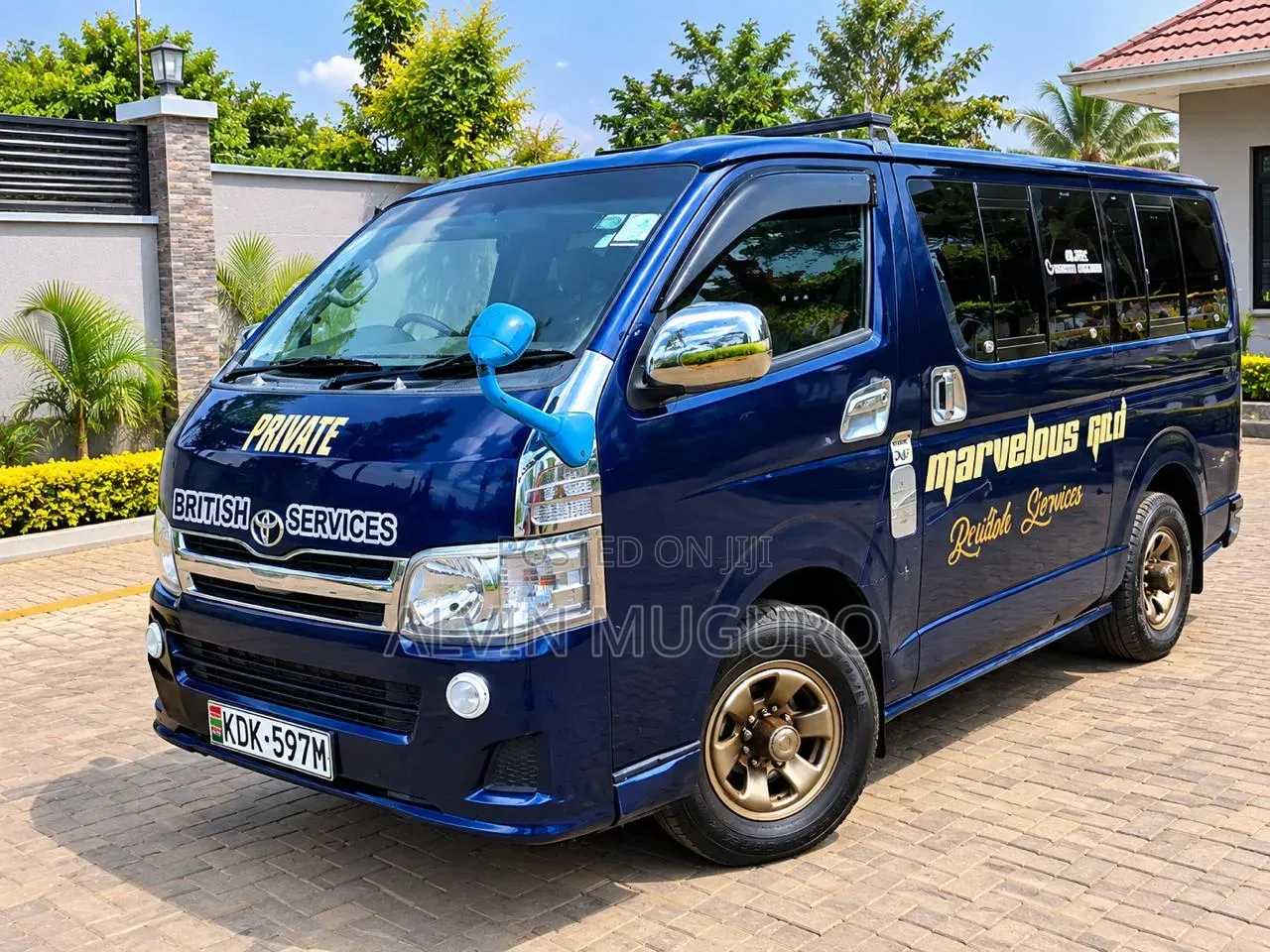 Toyota HiAce 2015 Blue