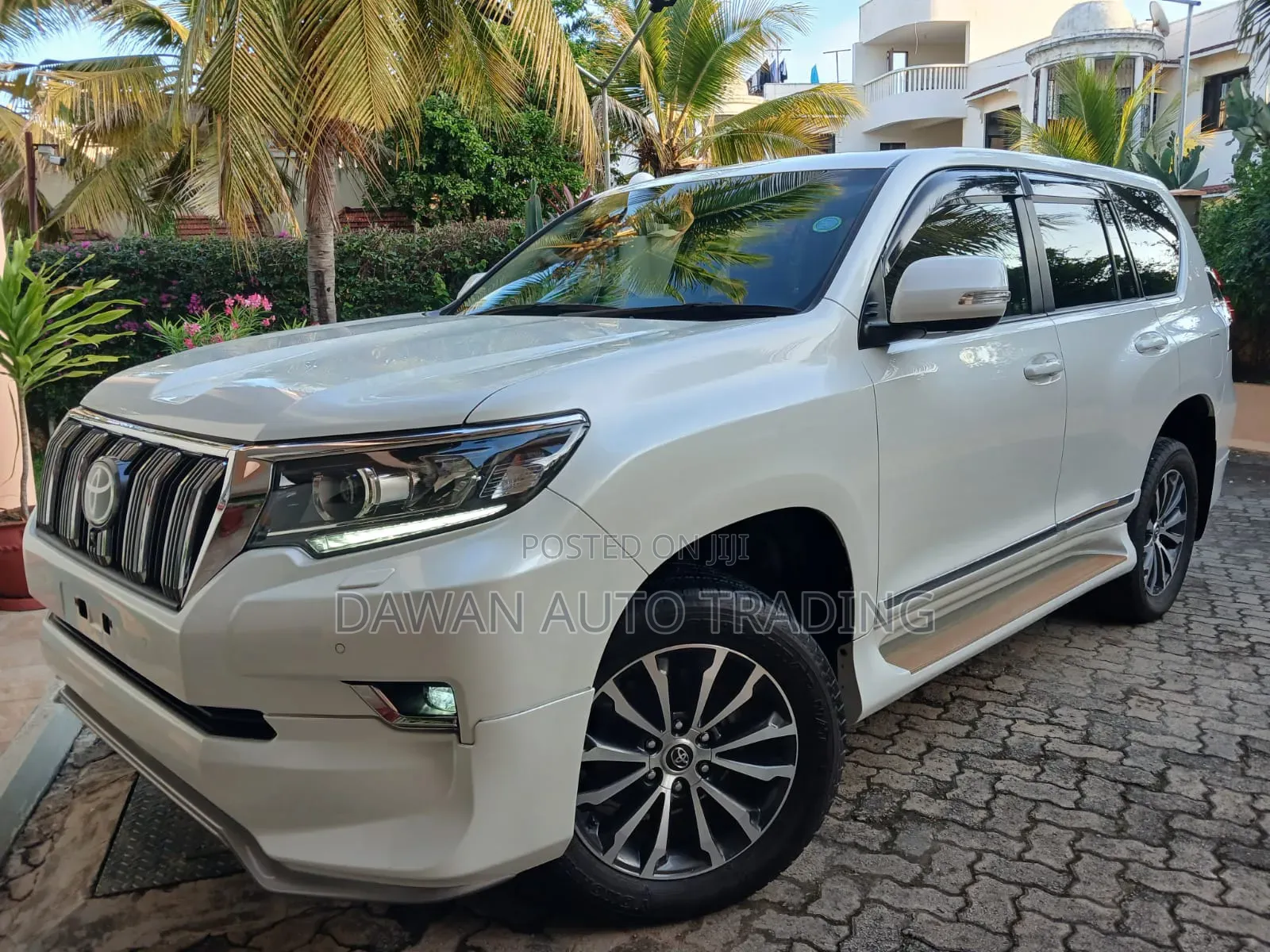 Toyota Land Cruiser Prado 2019 White