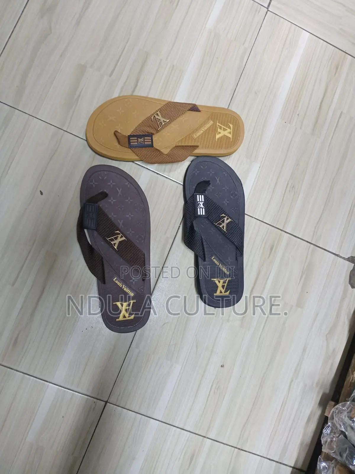 Louis Vuitton Slippers/ Slip on Sandals