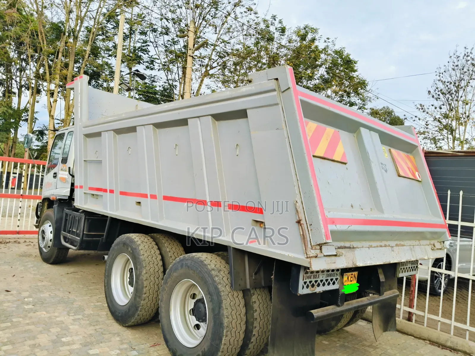 Isuzu FVZ 2010 Tipper